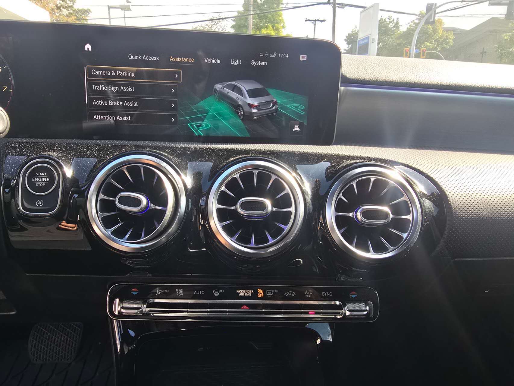 2020 Mercedes-Benz A-Class A 220 4MATIC Sedan No Accidents/BC Local thumbnail 14
