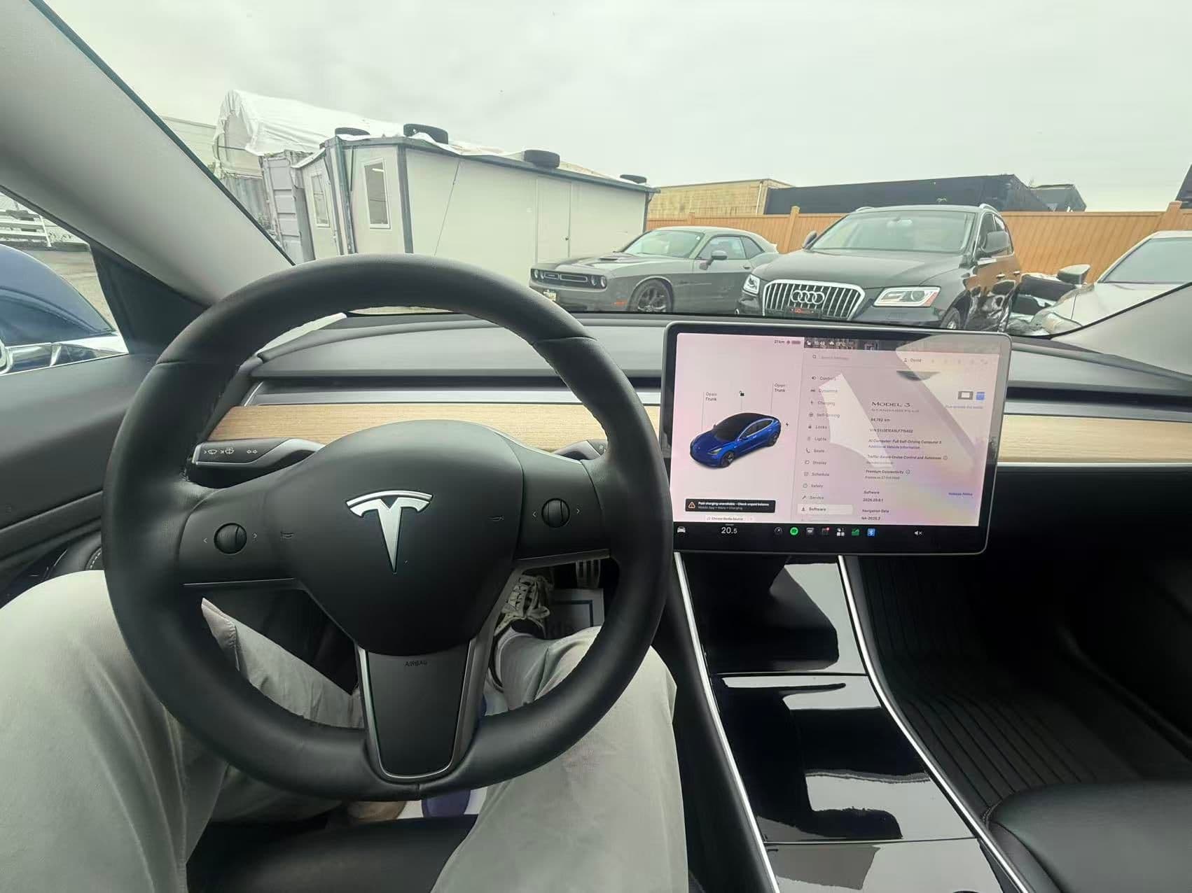 2020 Tesla Model 3 Standard Range Plus RWD thumbnail 11