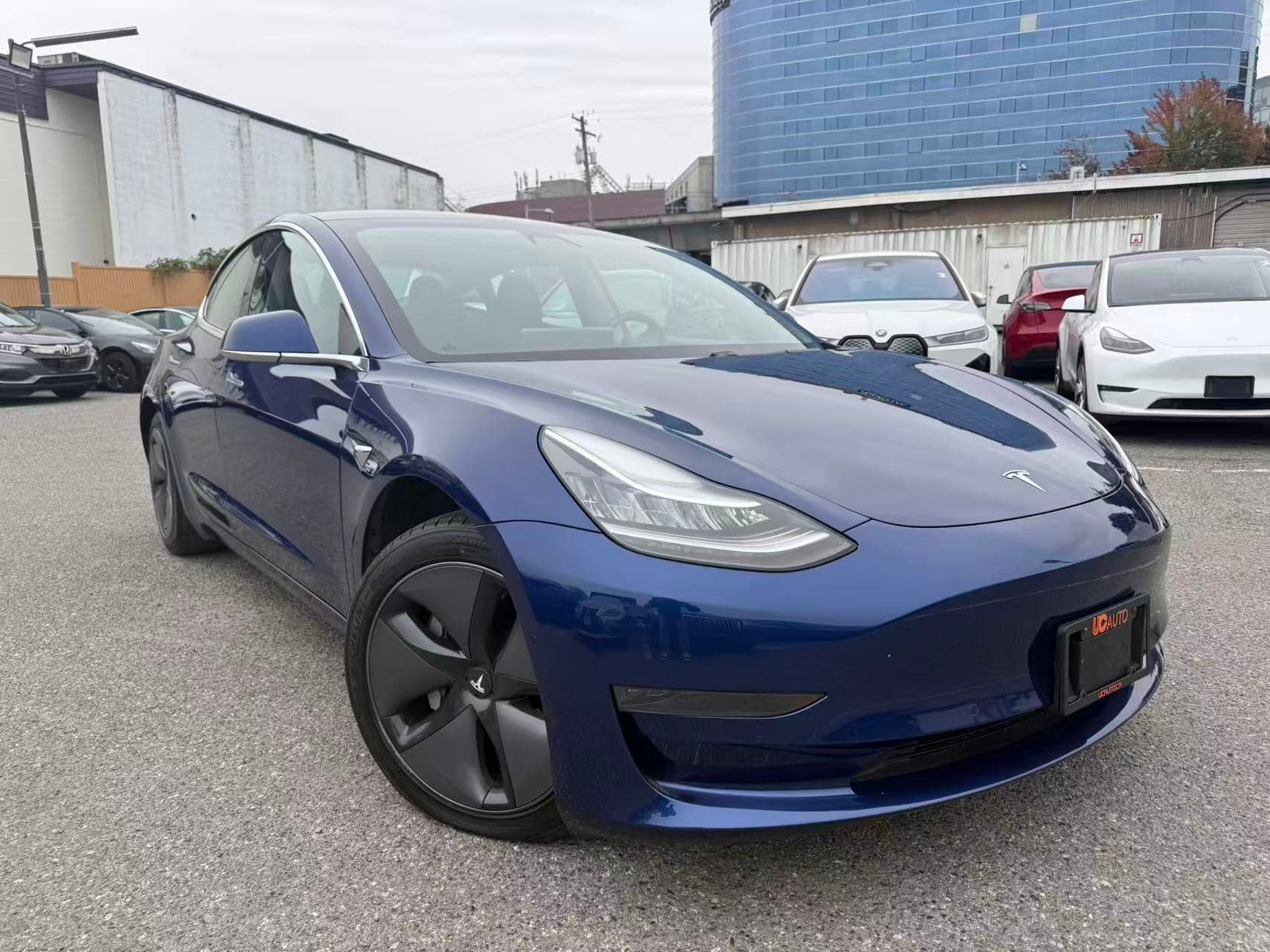 2020 Tesla Model 3 Standard Range Plus RWD thumbnail 8