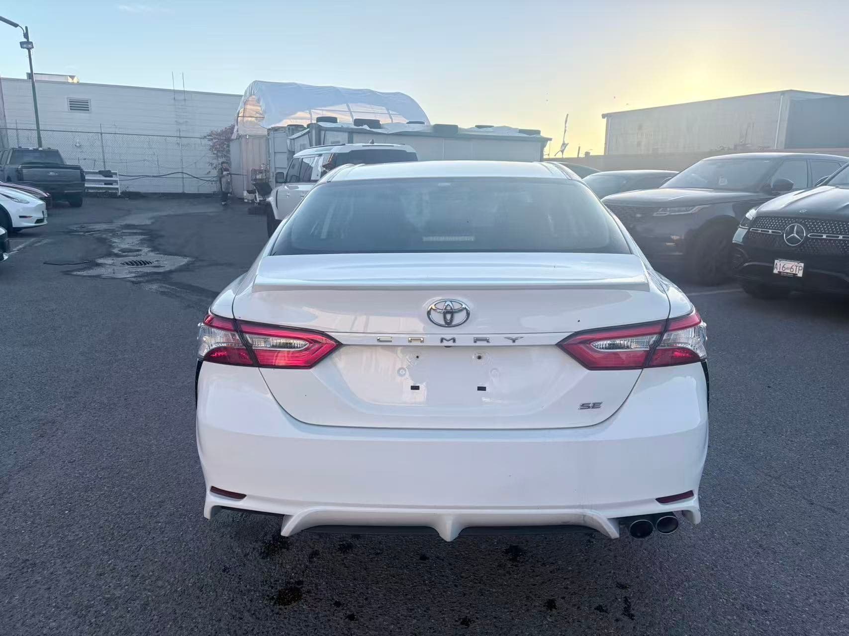 2020 Toyota Camry SE Auto NO ACCIDENTS thumbnail 5