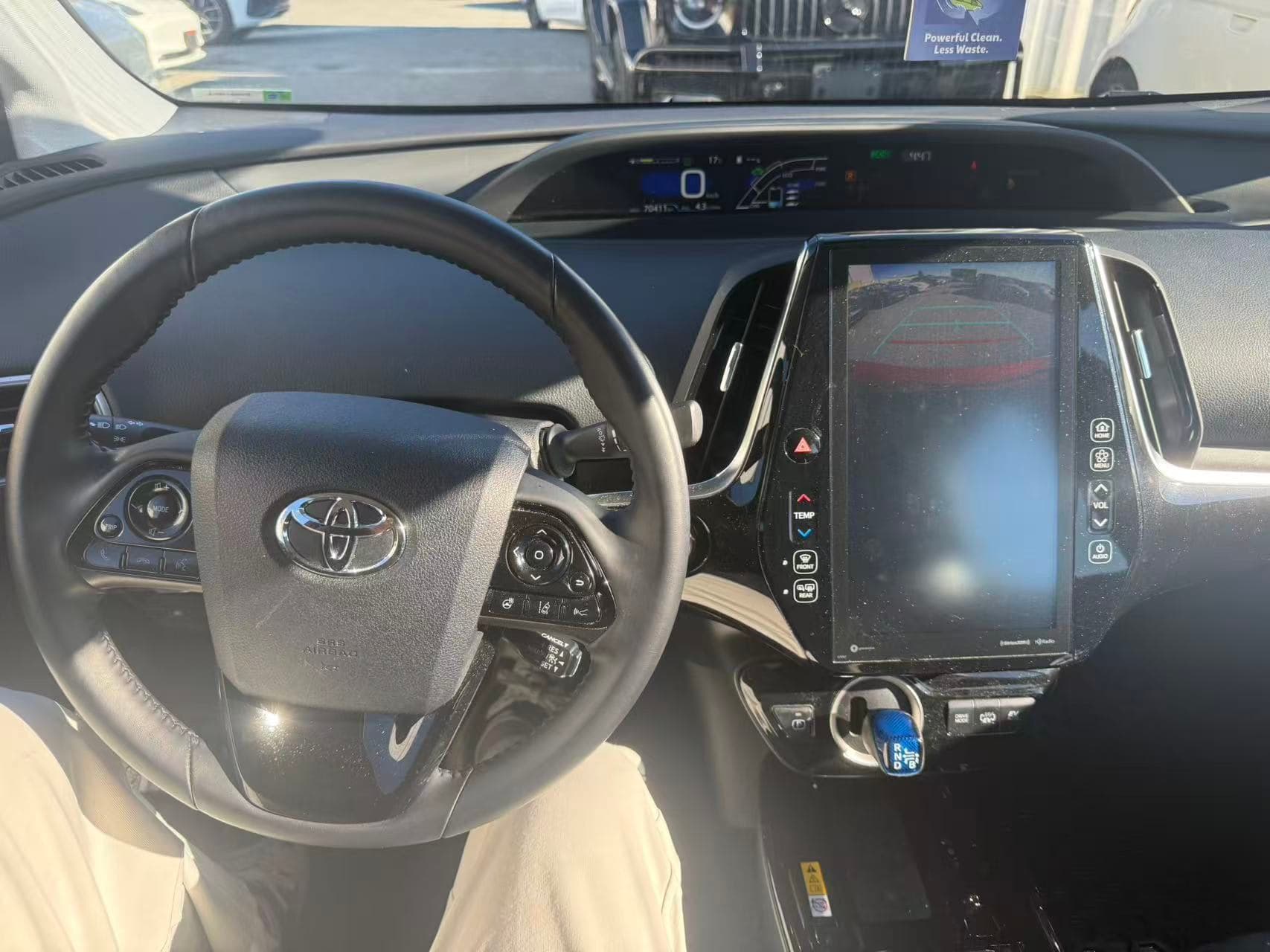2020 Toyota Prius Prime Upgrade thumbnail 14