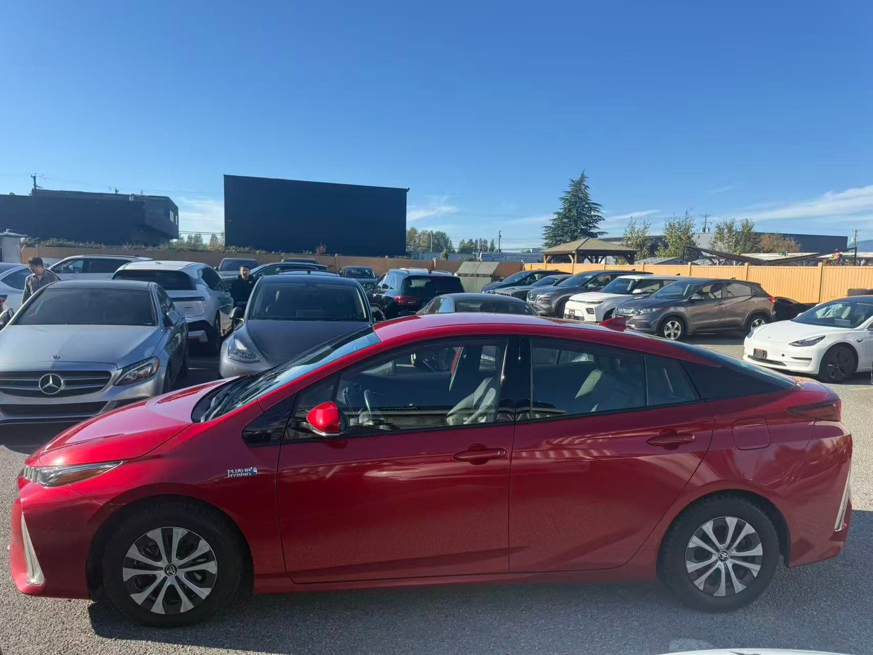 2020 Toyota Prius Prime Upgrade thumbnail 3