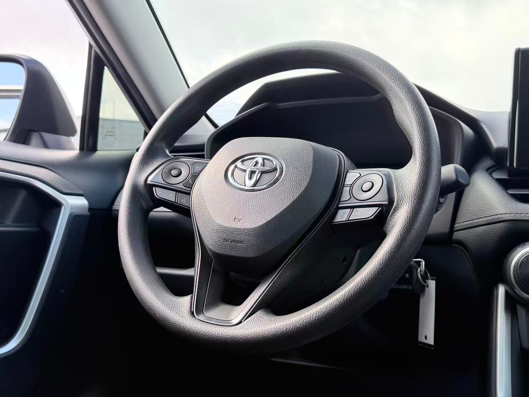 2020 Toyota RAV4 LE/ NO ACCIDENT/ HEATED SEATS thumbnail 32