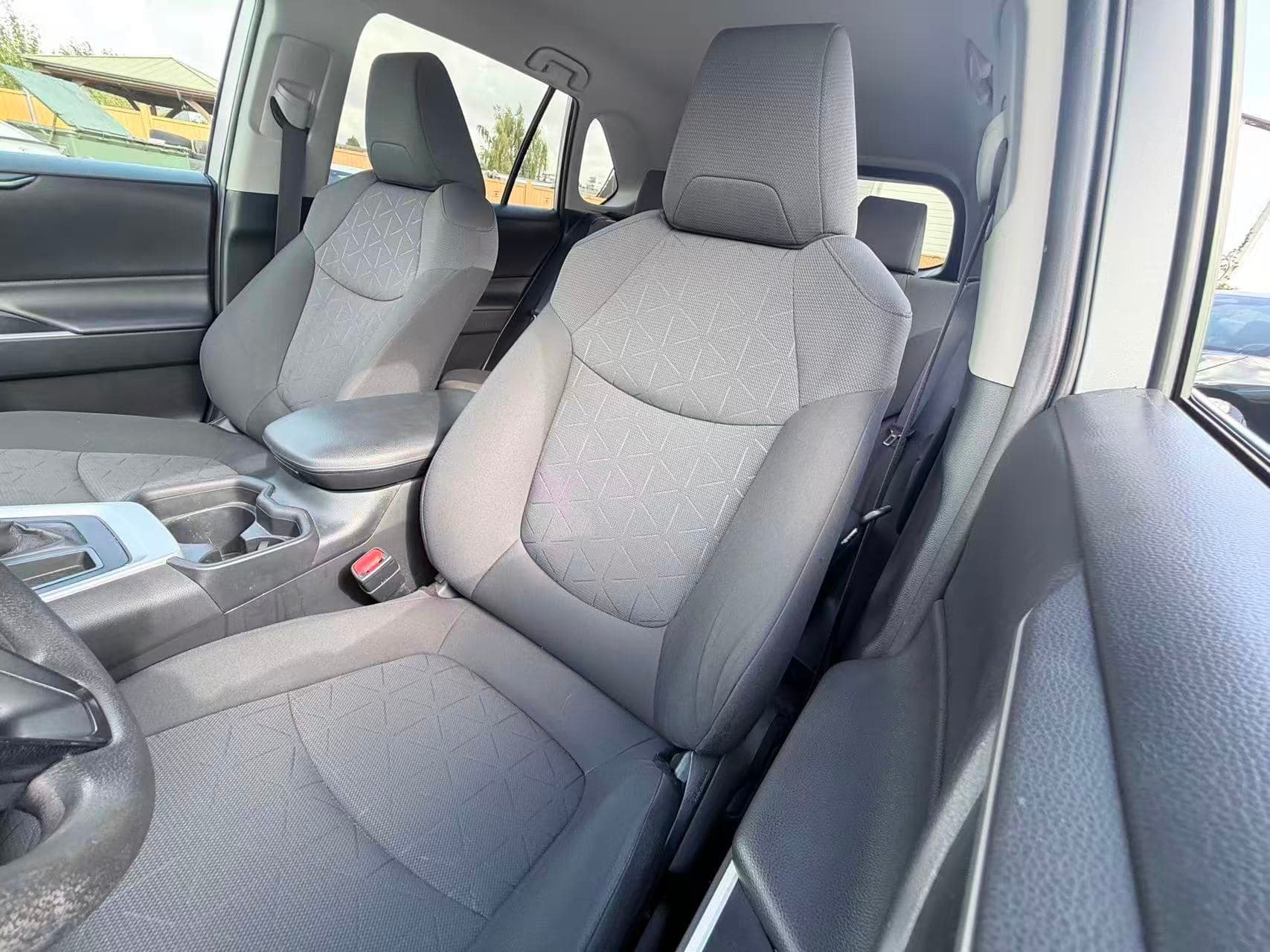 2020 Toyota RAV4 LE/ NO ACCIDENT/ HEATED SEATS thumbnail 17