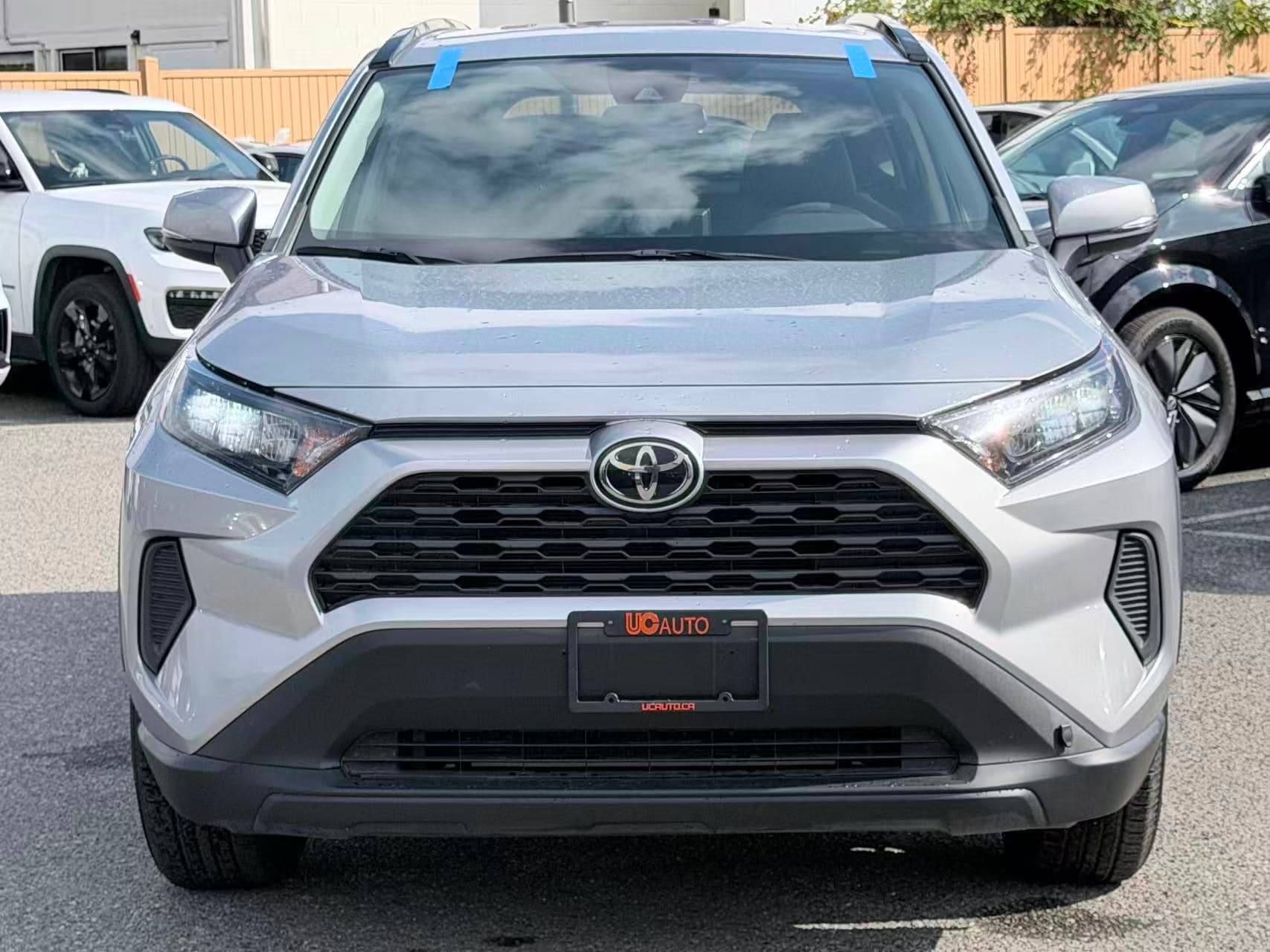 2020 Toyota RAV4 LE/ NO ACCIDENT/ HEATED SEATS thumbnail 2