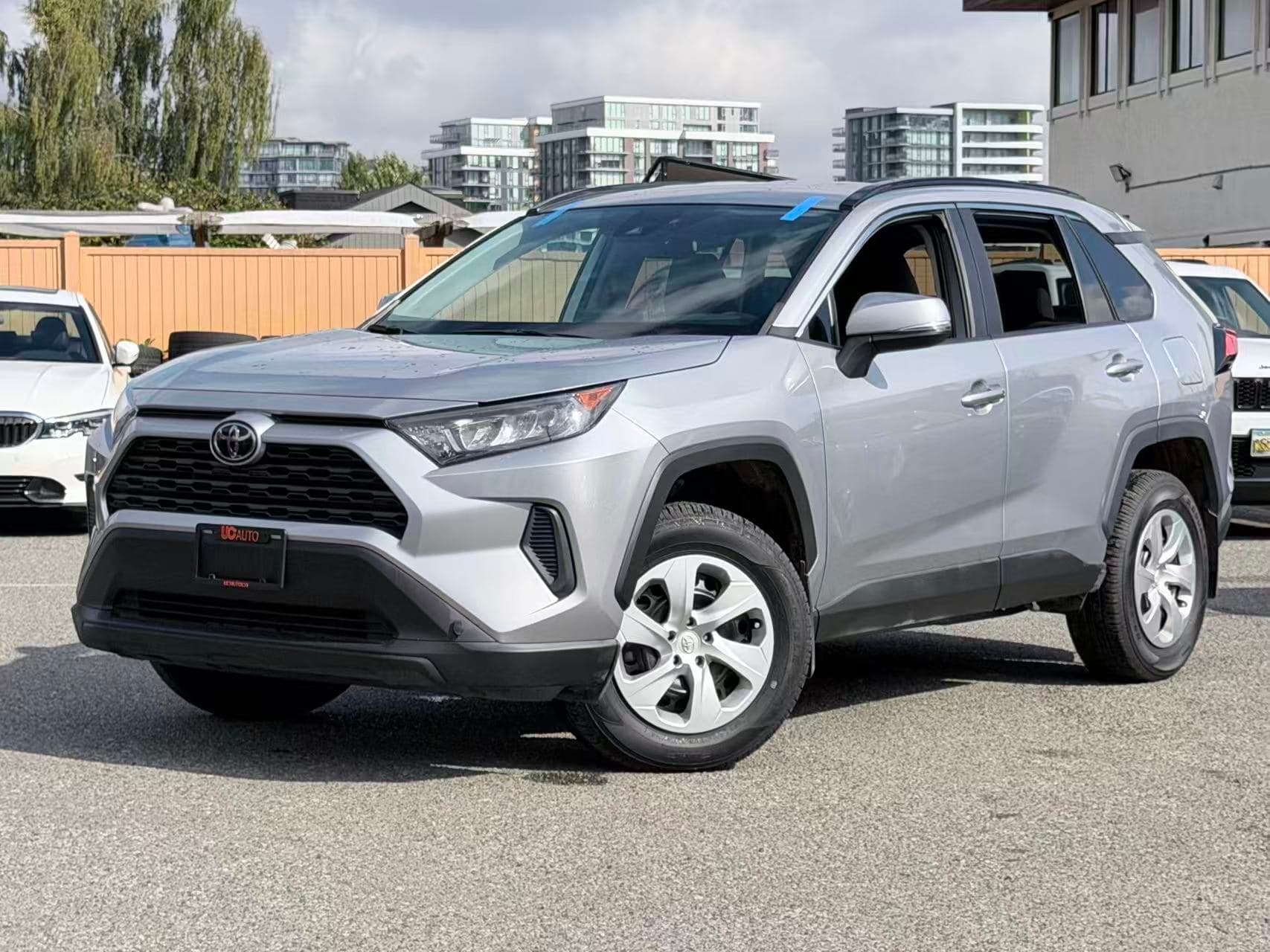 2020 Toyota RAV4 LE/ NO ACCIDENT/ HEATED SEATS thumbnail 20