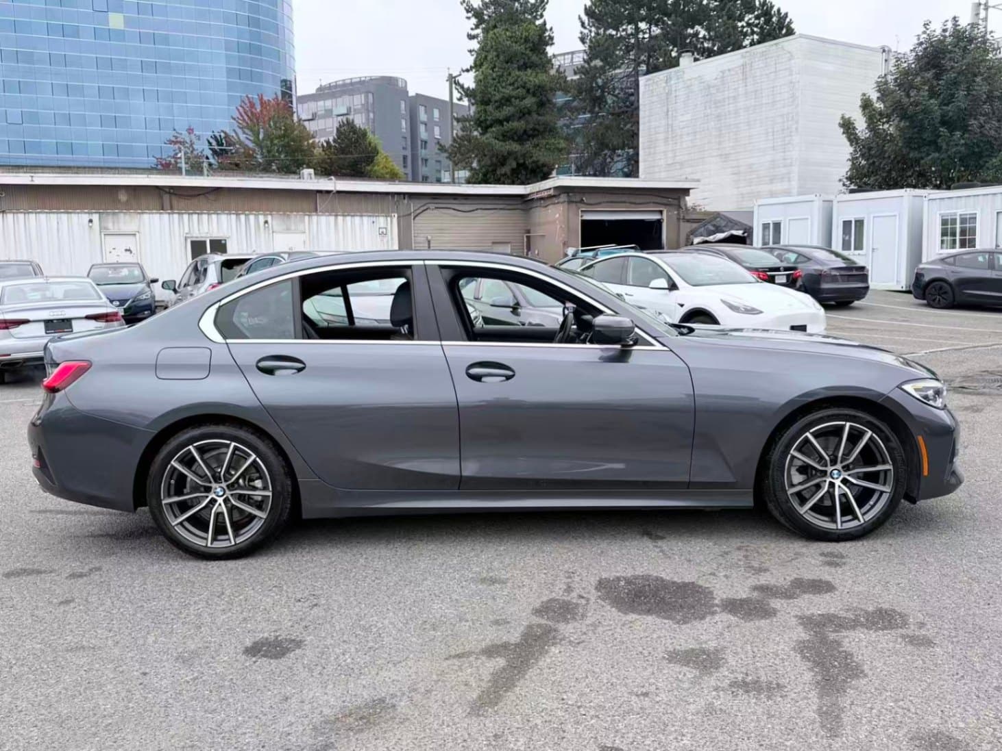 2021 BMW 3-Series 330i xDrive/ NO ACCIDENT/ BC LOCAL/ ONE OWNER thumbnail 4