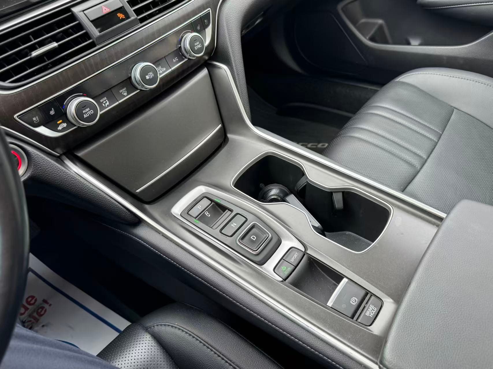 2021 Honda Accord Touring 2.0 Auto CLEAN TITLE thumbnail 14