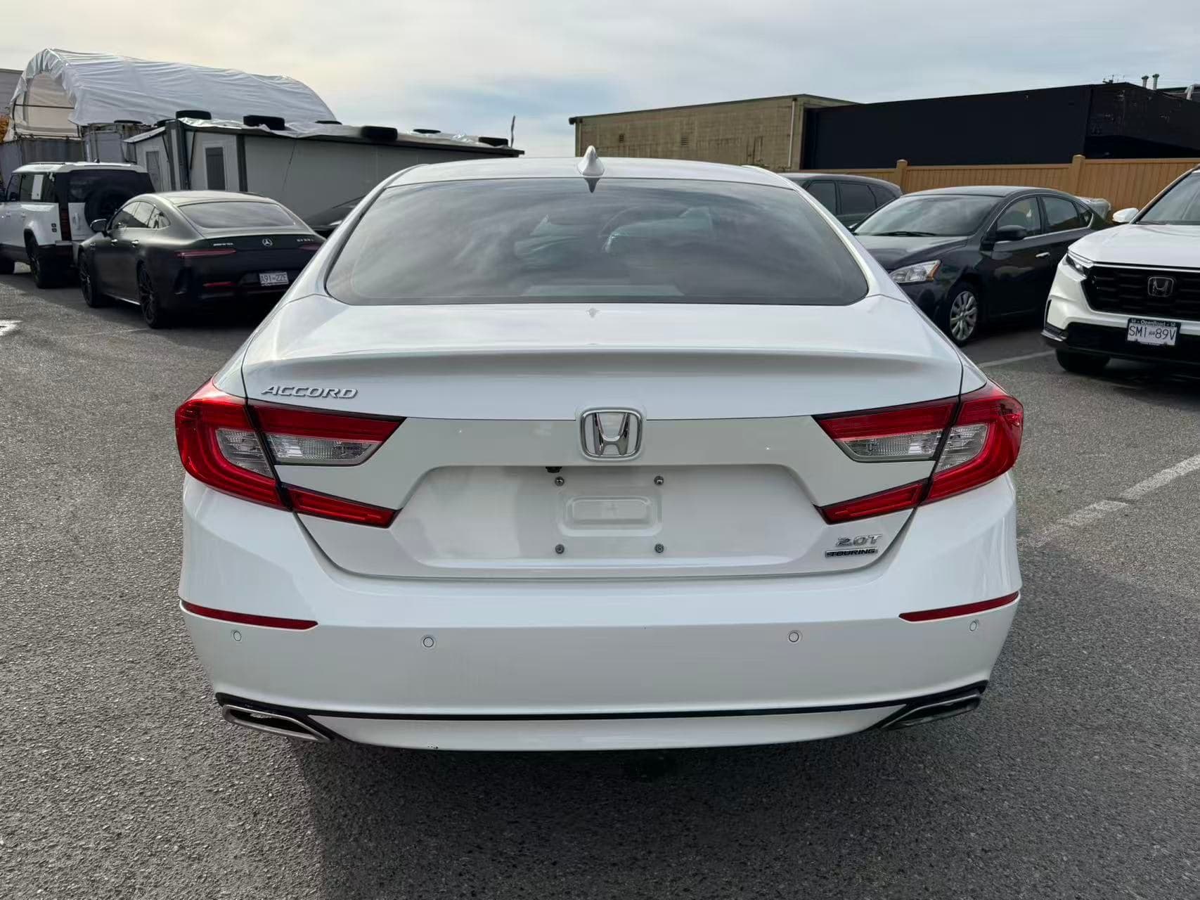 2021 Honda Accord Touring 2.0 Auto CLEAN TITLE thumbnail 5