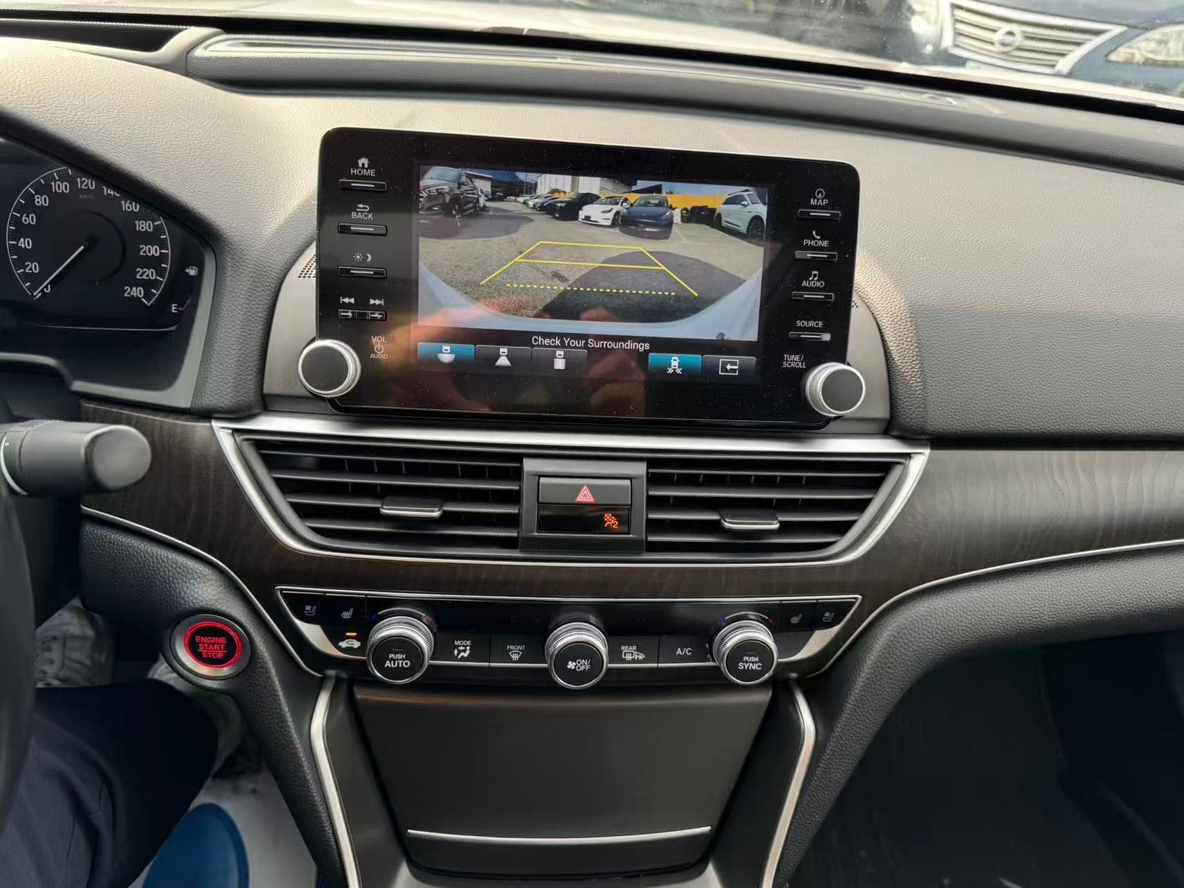 2021 Honda Accord Touring 2.0 Auto CLEAN TITLE thumbnail 17