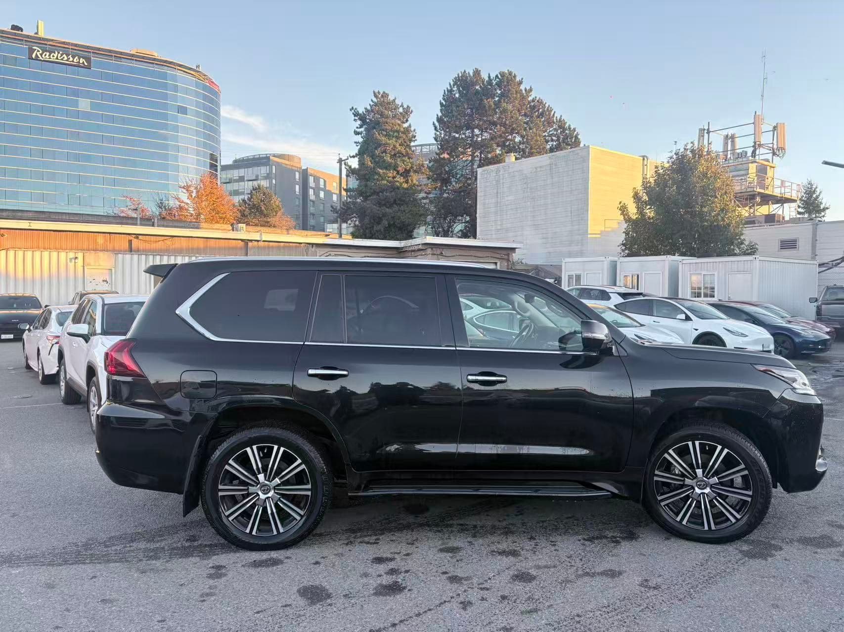 2021 Lexus LX LX 570 AWD Auto NO ACCIDENTS/BC LOCAL thumbnail 7
