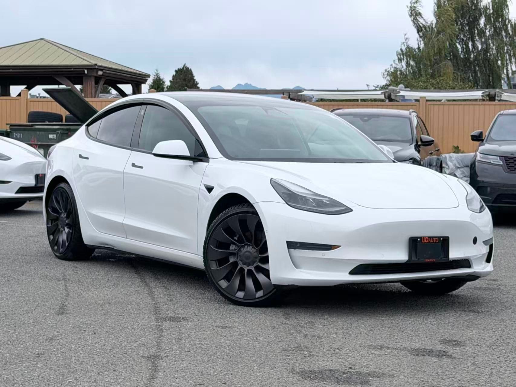 2021 Tesla Model 3 Standard Range Plus RWD/ CLEAN TITLE/ PERFORMANCE WHEEL/ YOKE STEERING WHEEL thumbnail 22