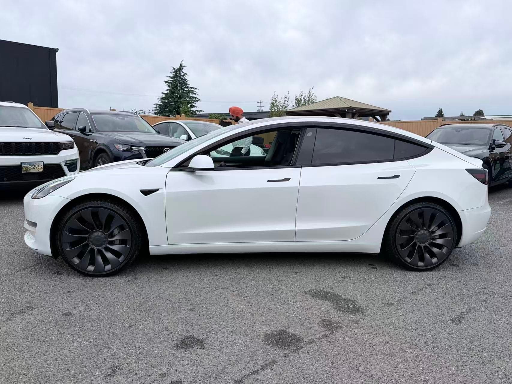 2021 Tesla Model 3 Standard Range Plus RWD/ CLEAN TITLE/ PERFORMANCE WHEEL/ YOKE STEERING WHEEL thumbnail 8