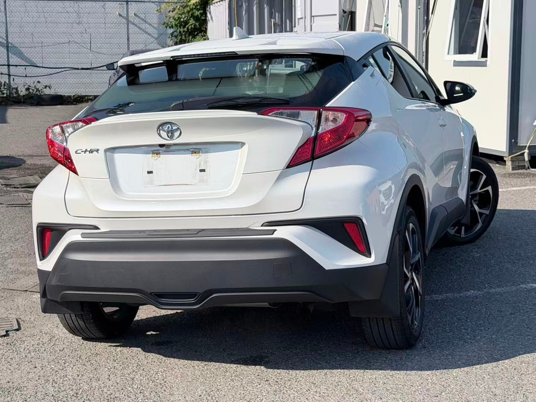 2021 Toyota C-HR LE/ CLEAN TITLE/ BC LOCAL/ ONE OWNER thumbnail 27