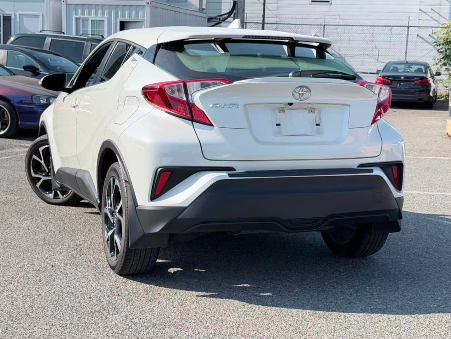 2021 Toyota C-HR LE/ CLEAN TITLE/ BC LOCAL/ ONE OWNER thumbnail 28