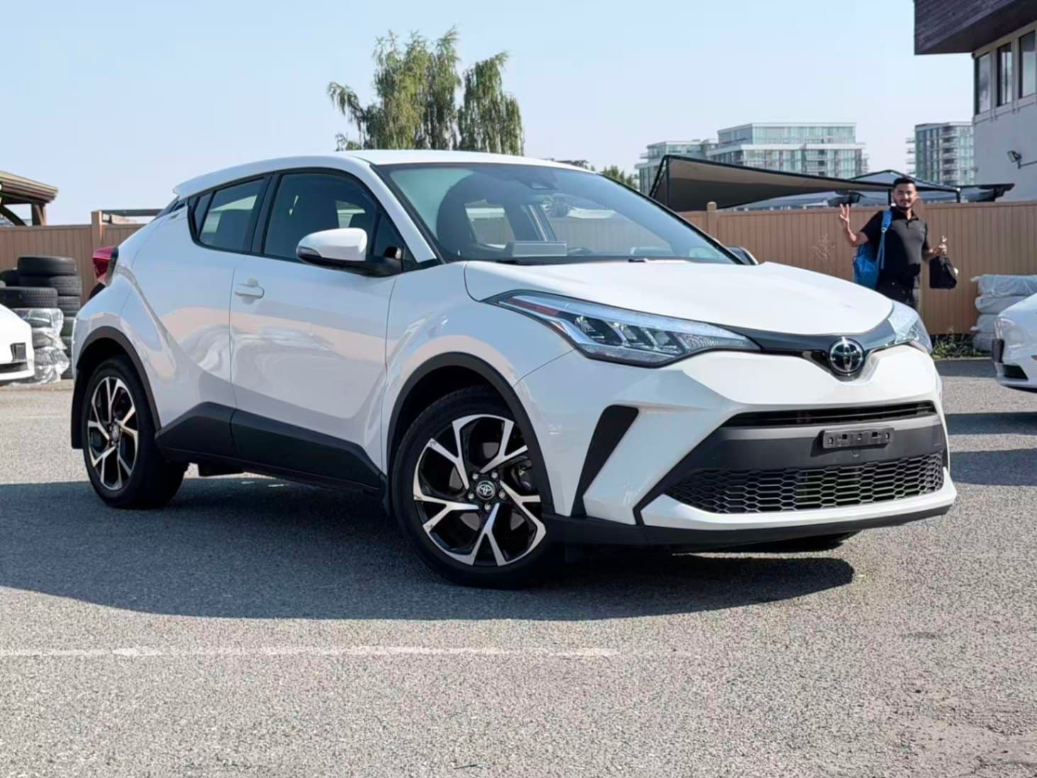 2021 Toyota C-HR LE/ CLEAN TITLE/ BC LOCAL/ ONE OWNER thumbnail 22