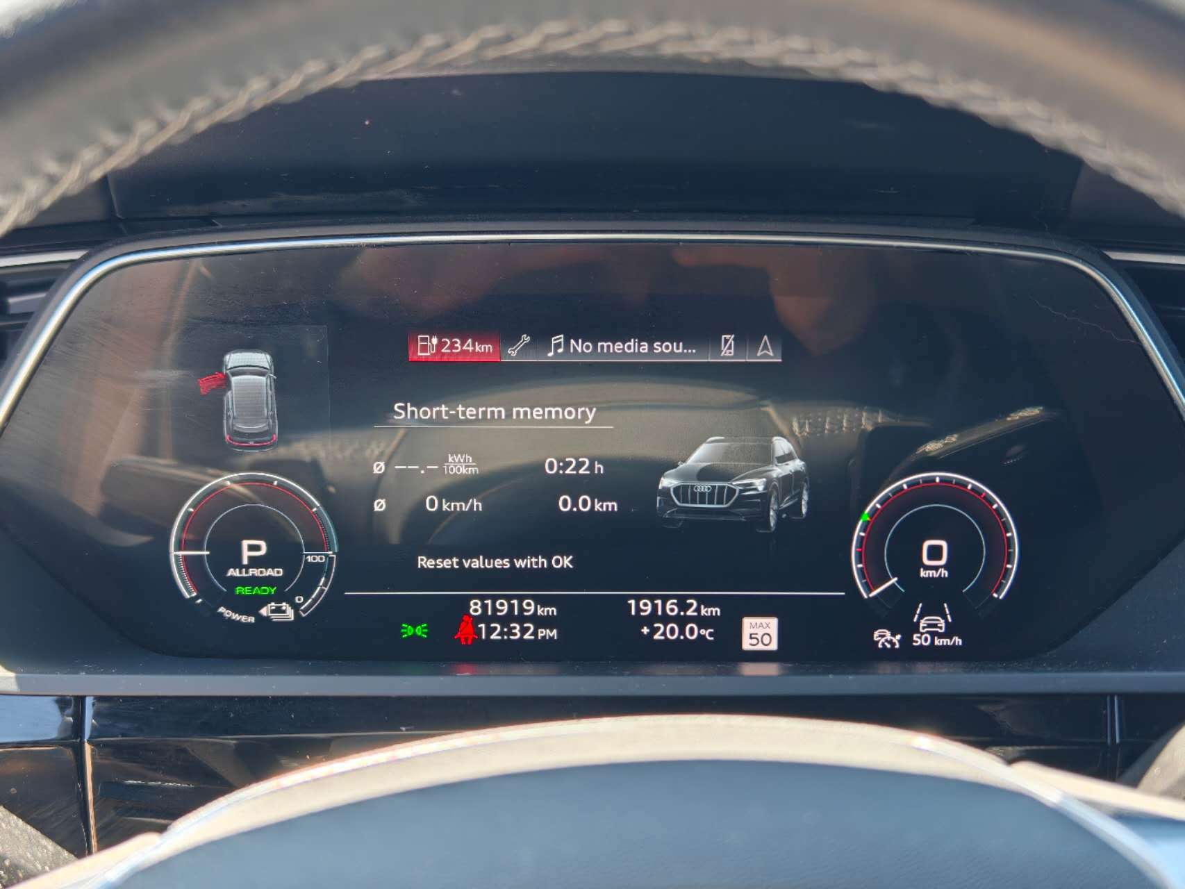 2022 Audi e-tron Technik quattro/ CLEAN TITLE/ BC LOCAL thumbnail 10