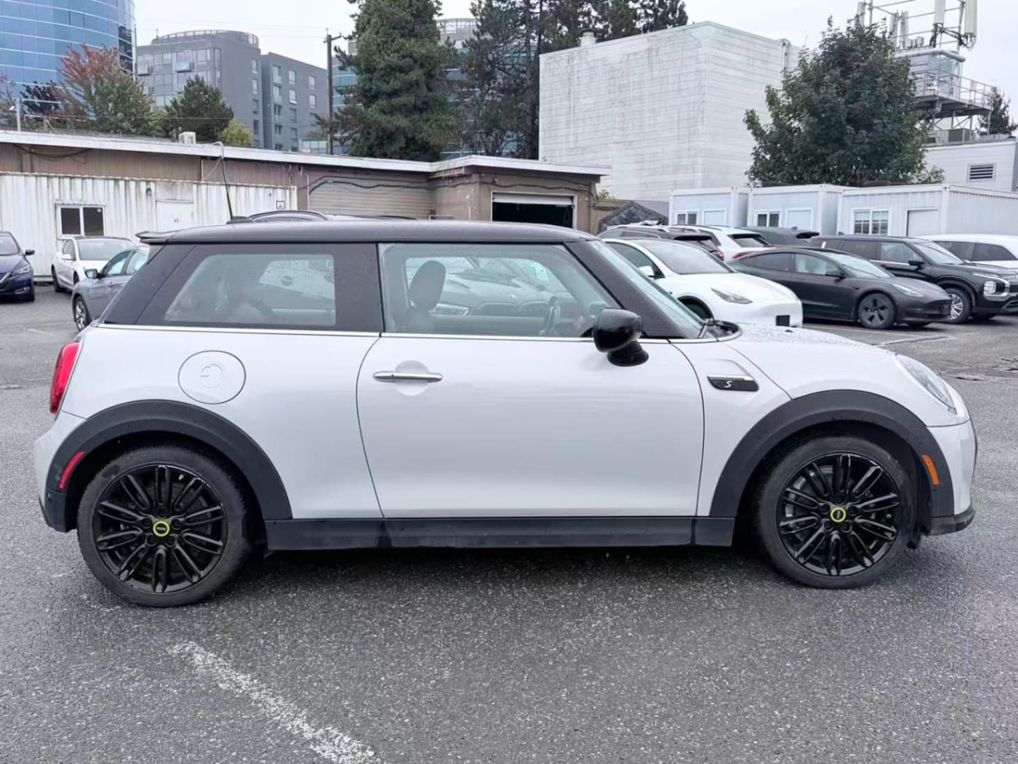 2022 MINI 3 Door Cooper SE/ NO ACCIDENT/ HARMEN KARDON SOUND SYSTEM thumbnail 4