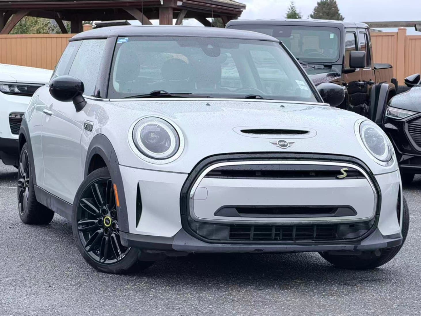 2022 MINI 3 Door Cooper SE/ NO ACCIDENT/ HARMEN KARDON SOUND SYSTEM thumbnail 3