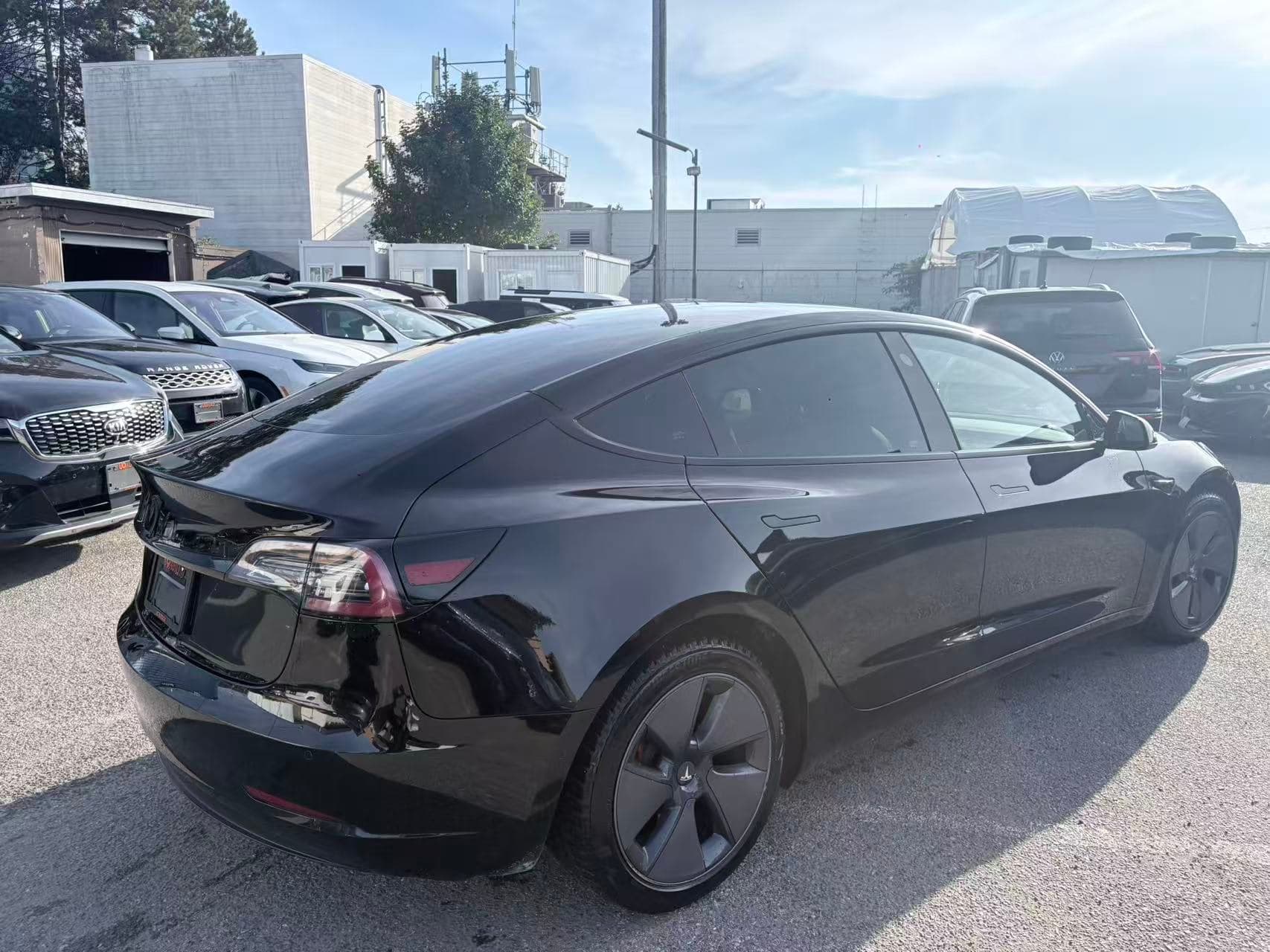 2022 Tesla Model 3 RWD thumbnail 6