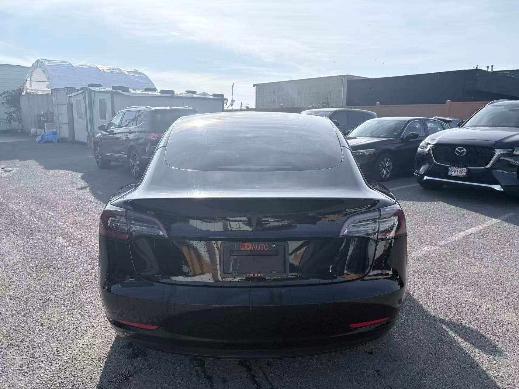 2022 Tesla Model 3 RWD thumbnail 5