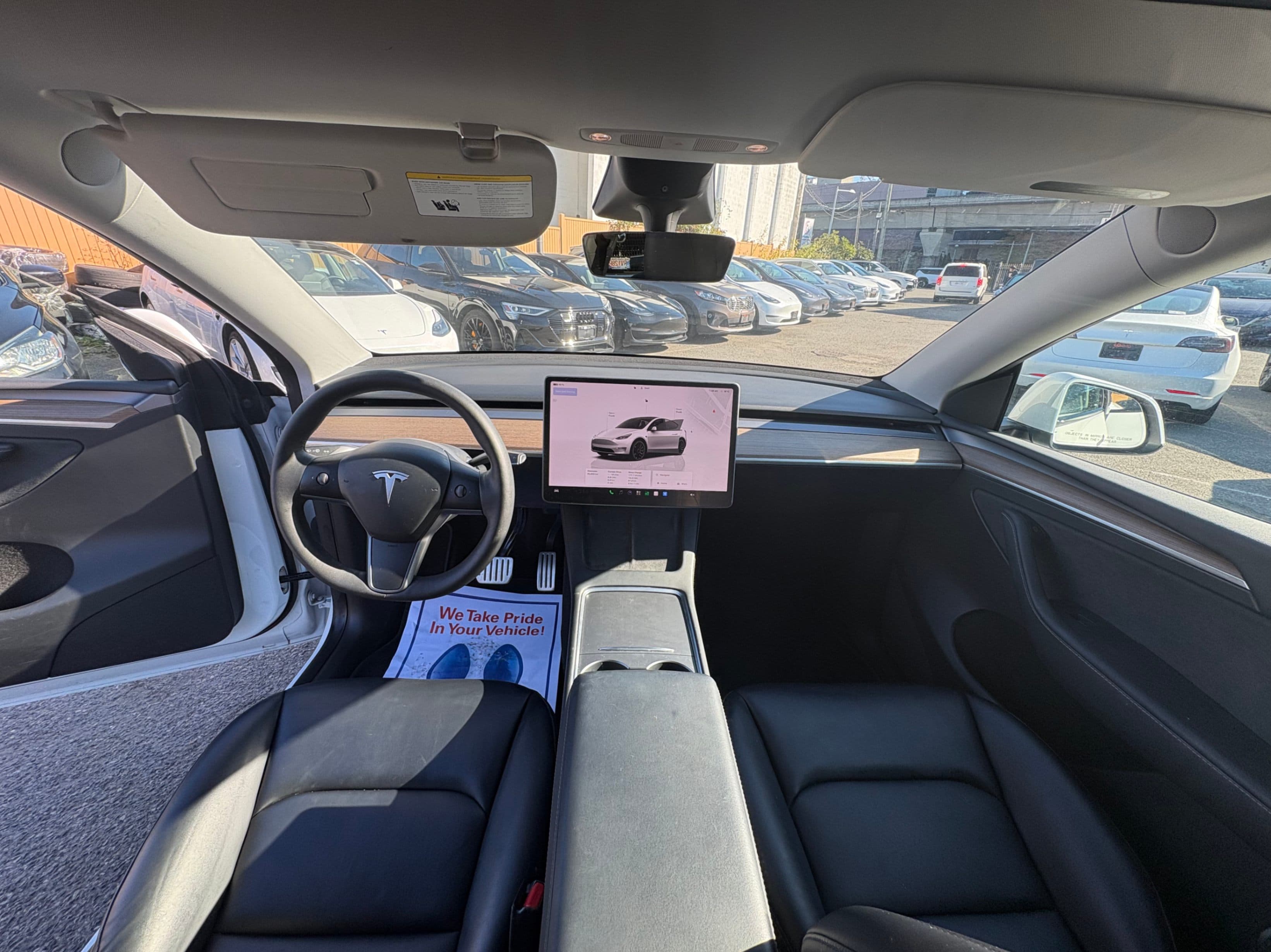 2022 Tesla Model Y Performance AWD thumbnail 11