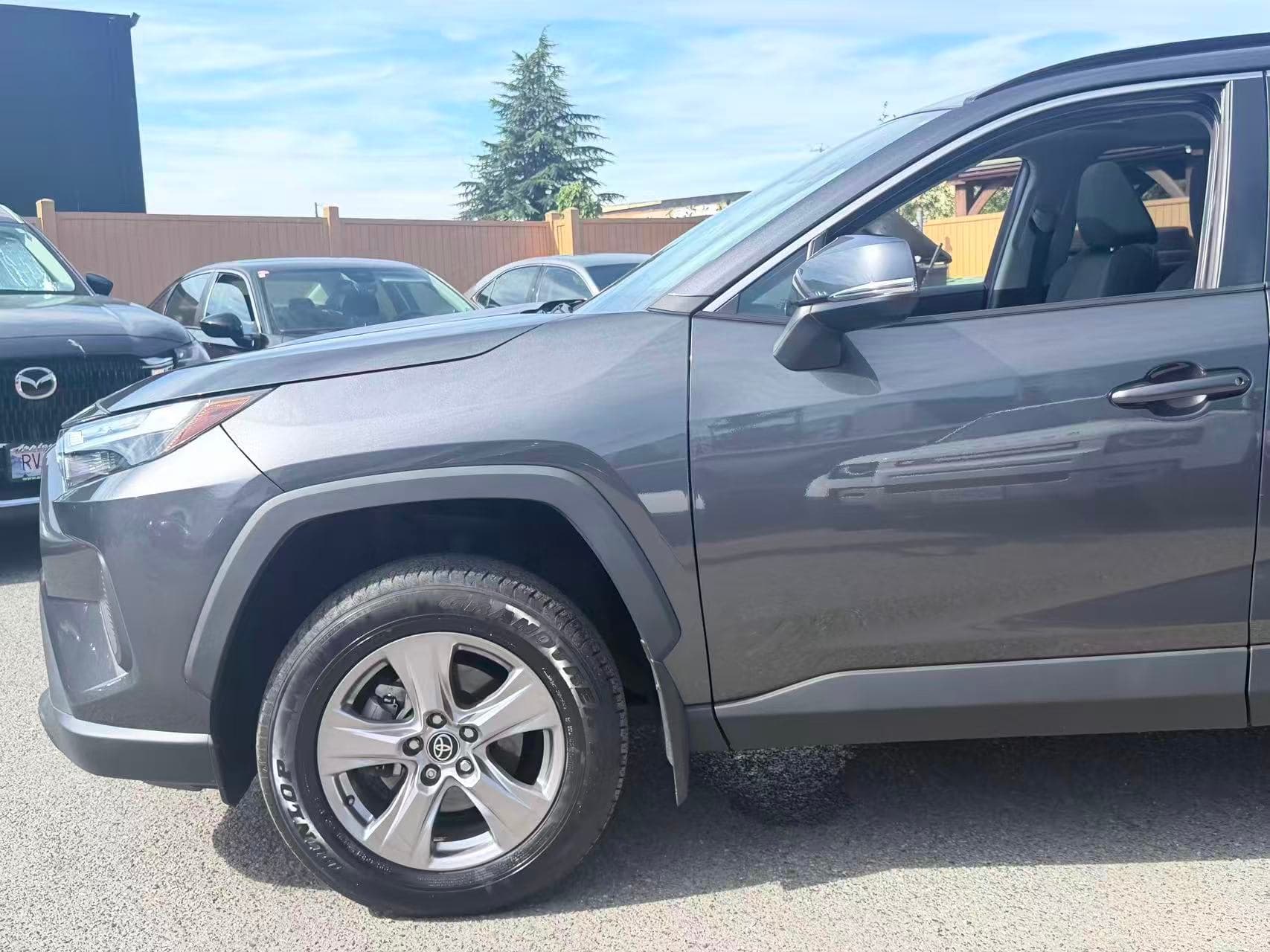 2022 Toyota RAV4 XLE AWD/ CLEAN TITLE/ BC LOCAL thumbnail 31