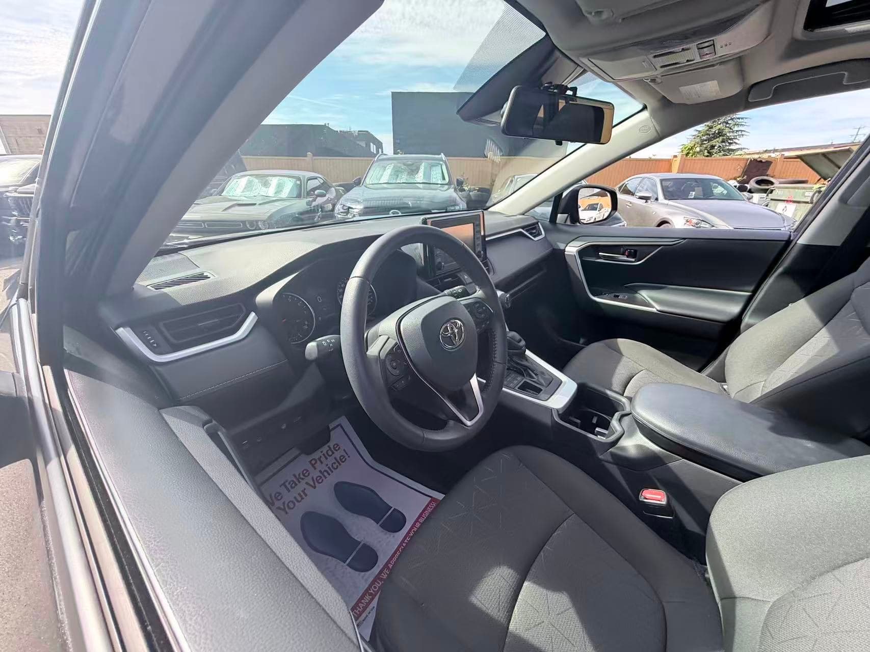 2022 Toyota RAV4 XLE AWD/ CLEAN TITLE/ BC LOCAL thumbnail 17