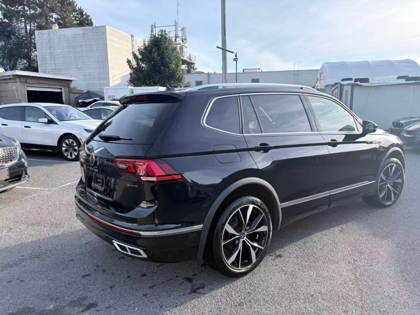 2022 Volkswagen Tiguan Highline R-Line 4MOTION NO ACCIDENTS/BC LOCAL/ONE OWNER thumbnail 15