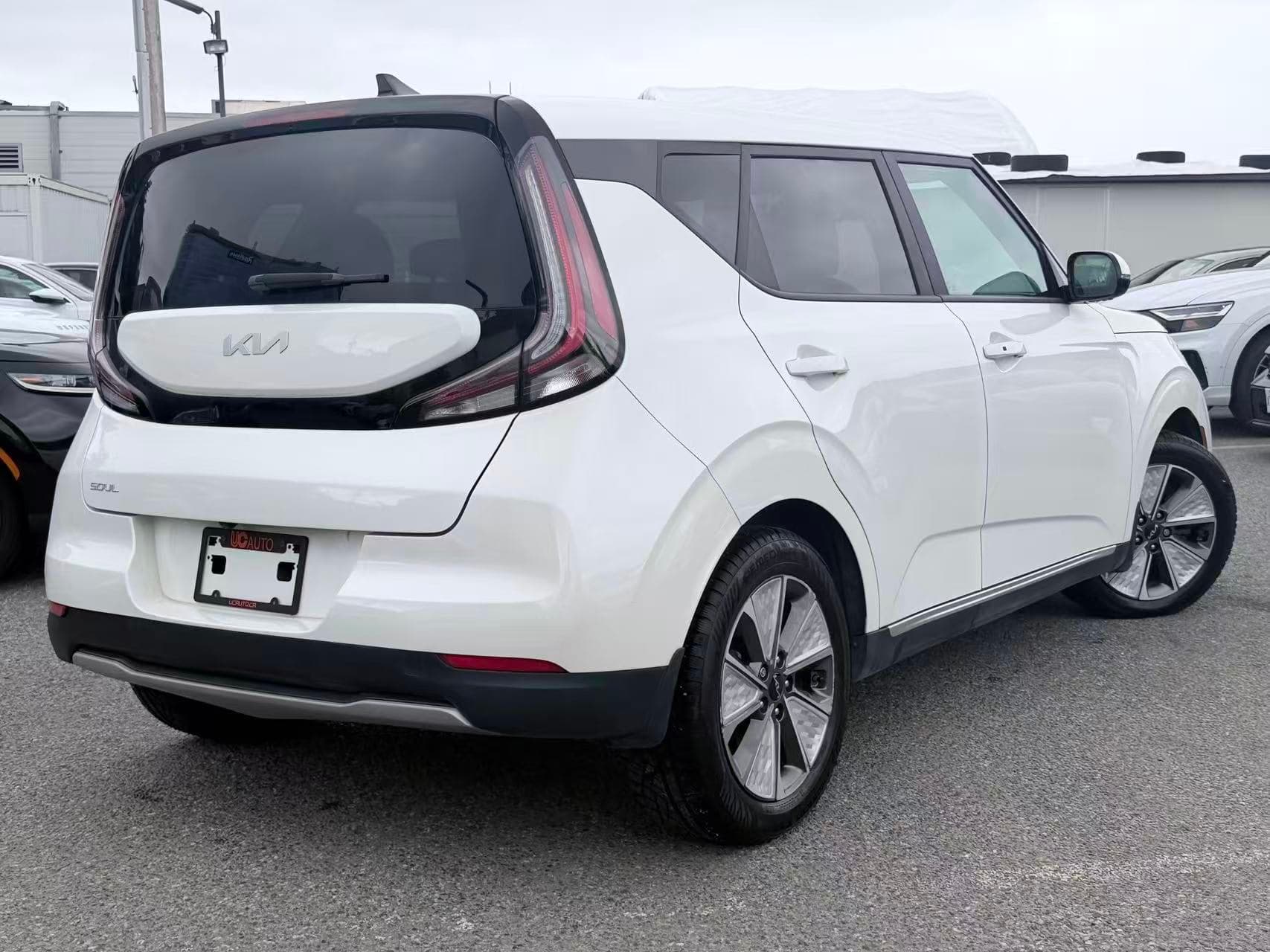 2023 Kia Soul EV EV Limited Auto/ CLEAN TITLE/ BC LOCAL thumbnail 5