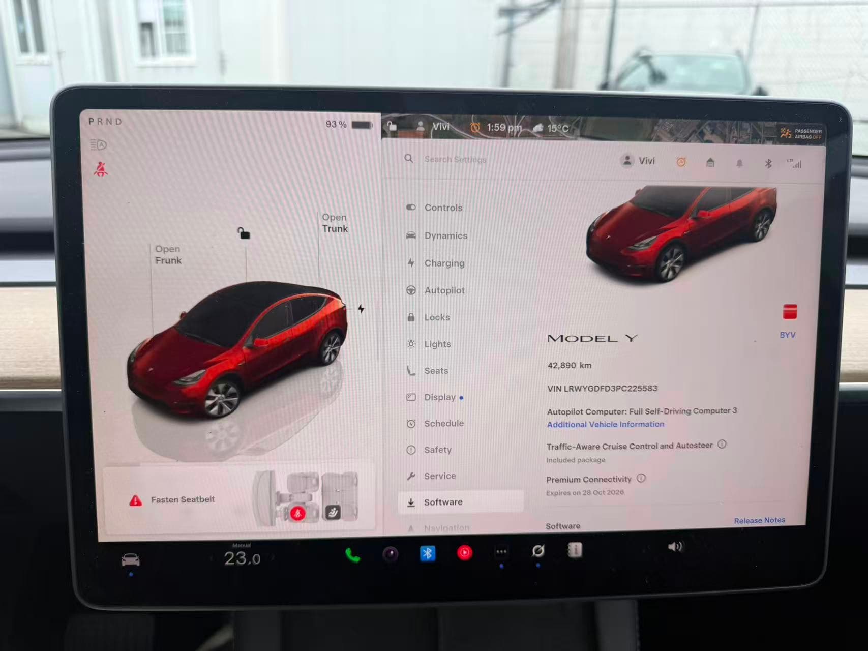 2023 Tesla Model Y RWD No Accident, BC Local, One Owner thumbnail 15