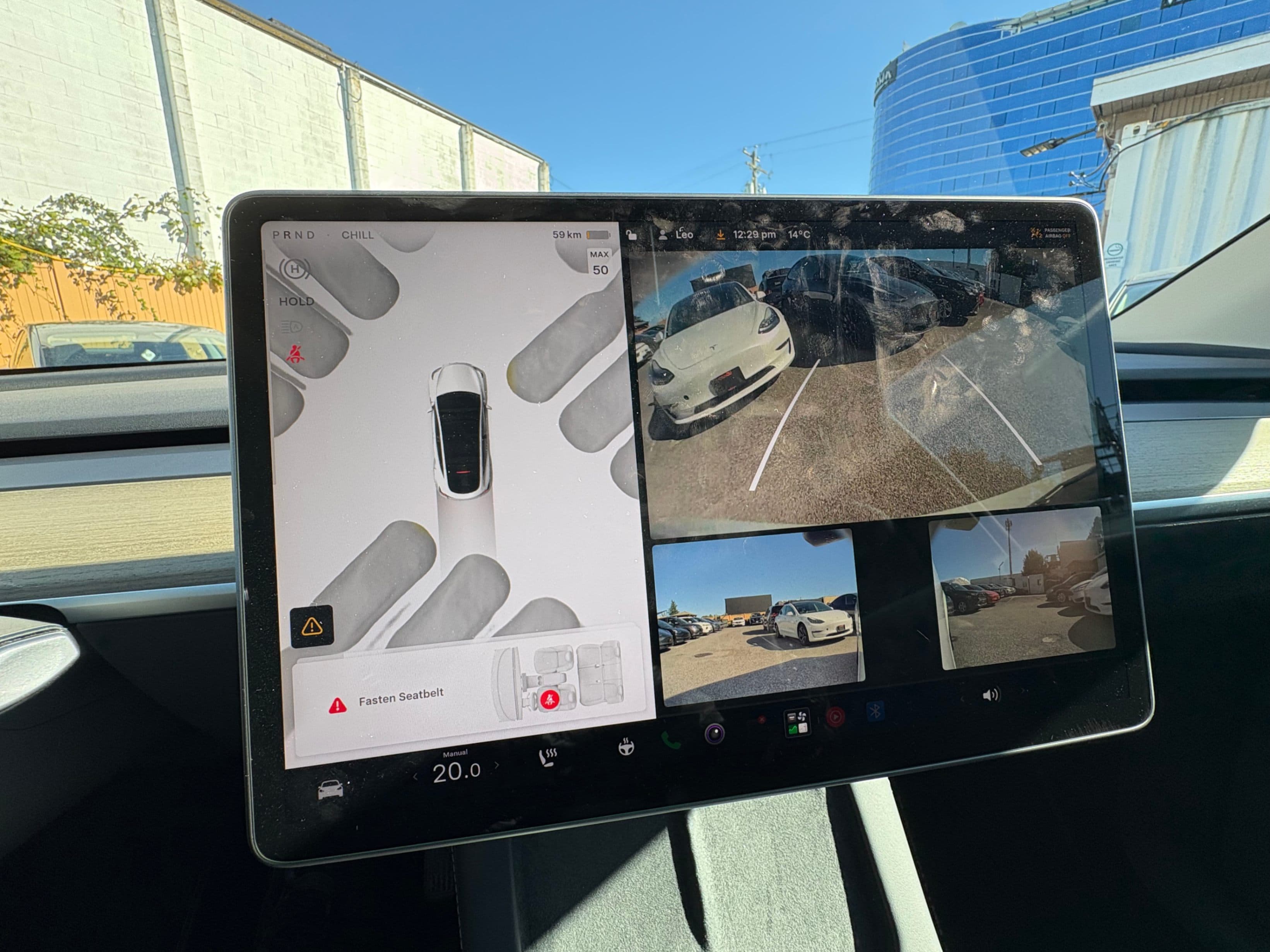 2023 Tesla Model Y Long Range AWD CLEAN TITLE/BC LOCAL CAR thumbnail 15