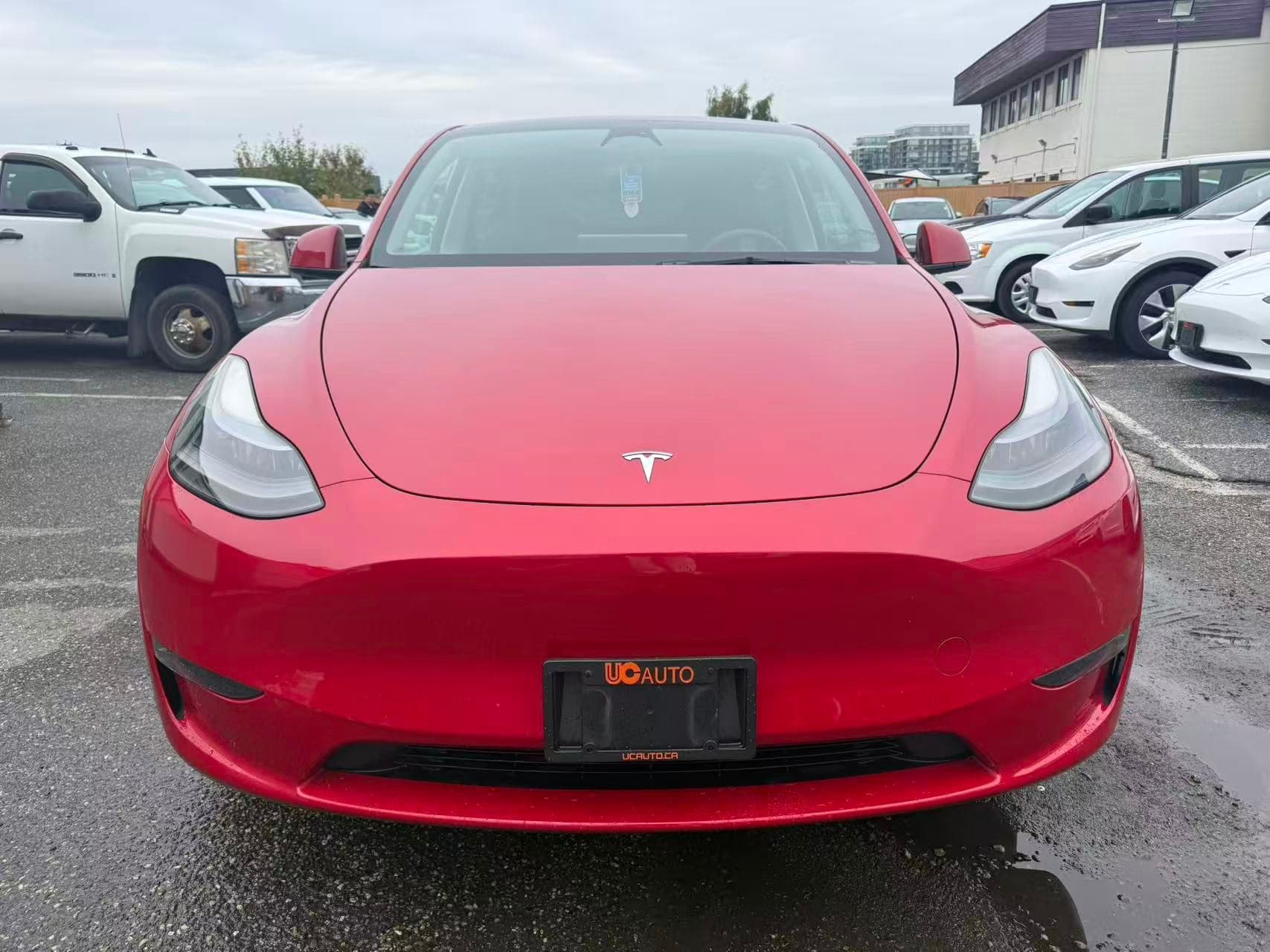 2023 Tesla Model Y RWD No Accident, BC Local, One Owner thumbnail 2
