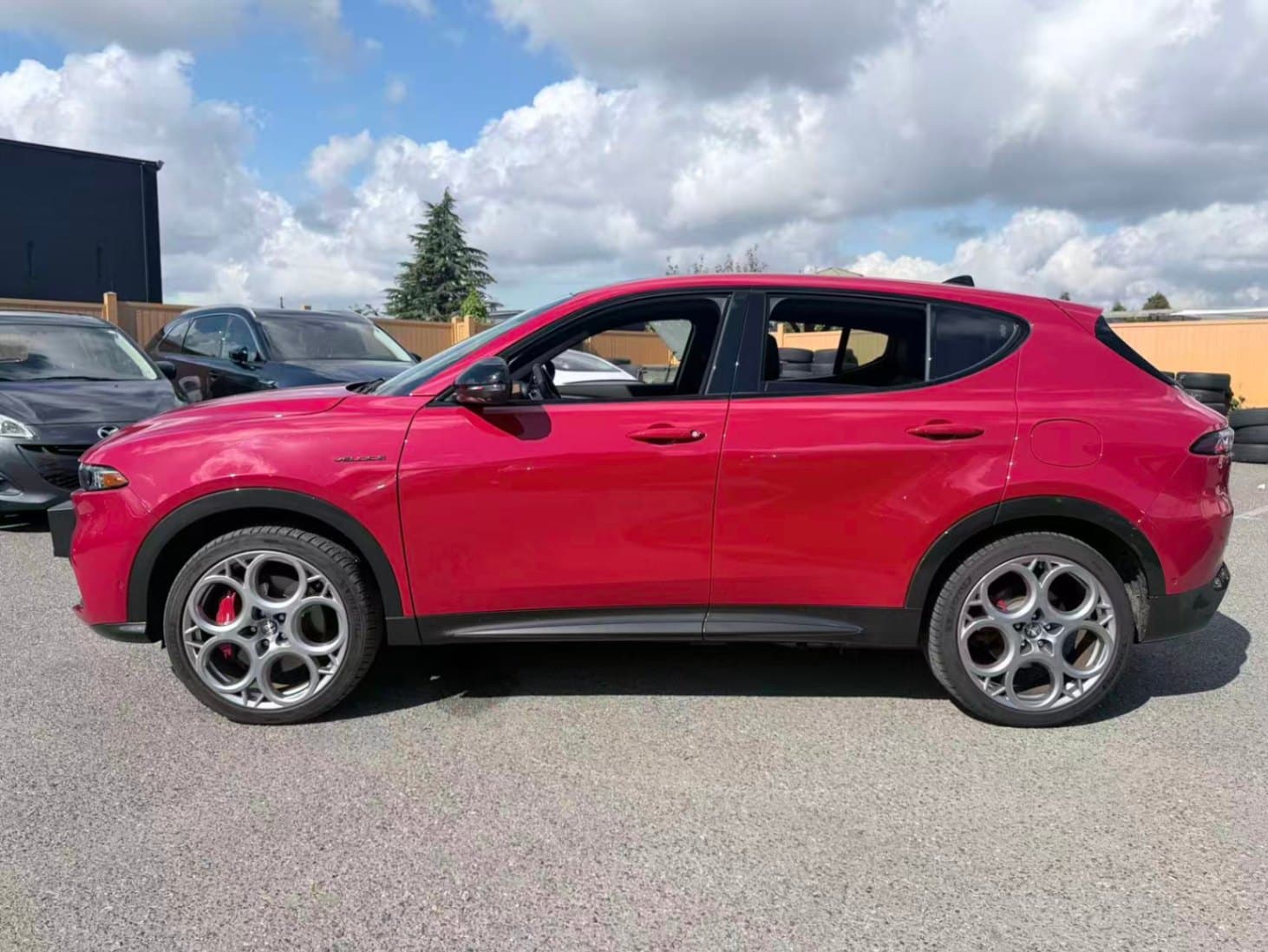 2024 Alfa Romeo Tonale Veloce EAWD/ CLEAN TITLE/ BC LOCAL thumbnail 8