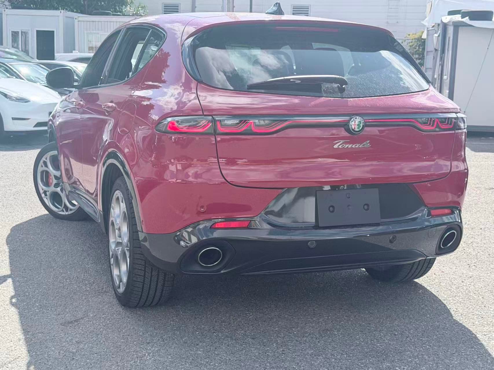 2024 Alfa Romeo Tonale Veloce EAWD/ CLEAN TITLE/ BC LOCAL thumbnail 28