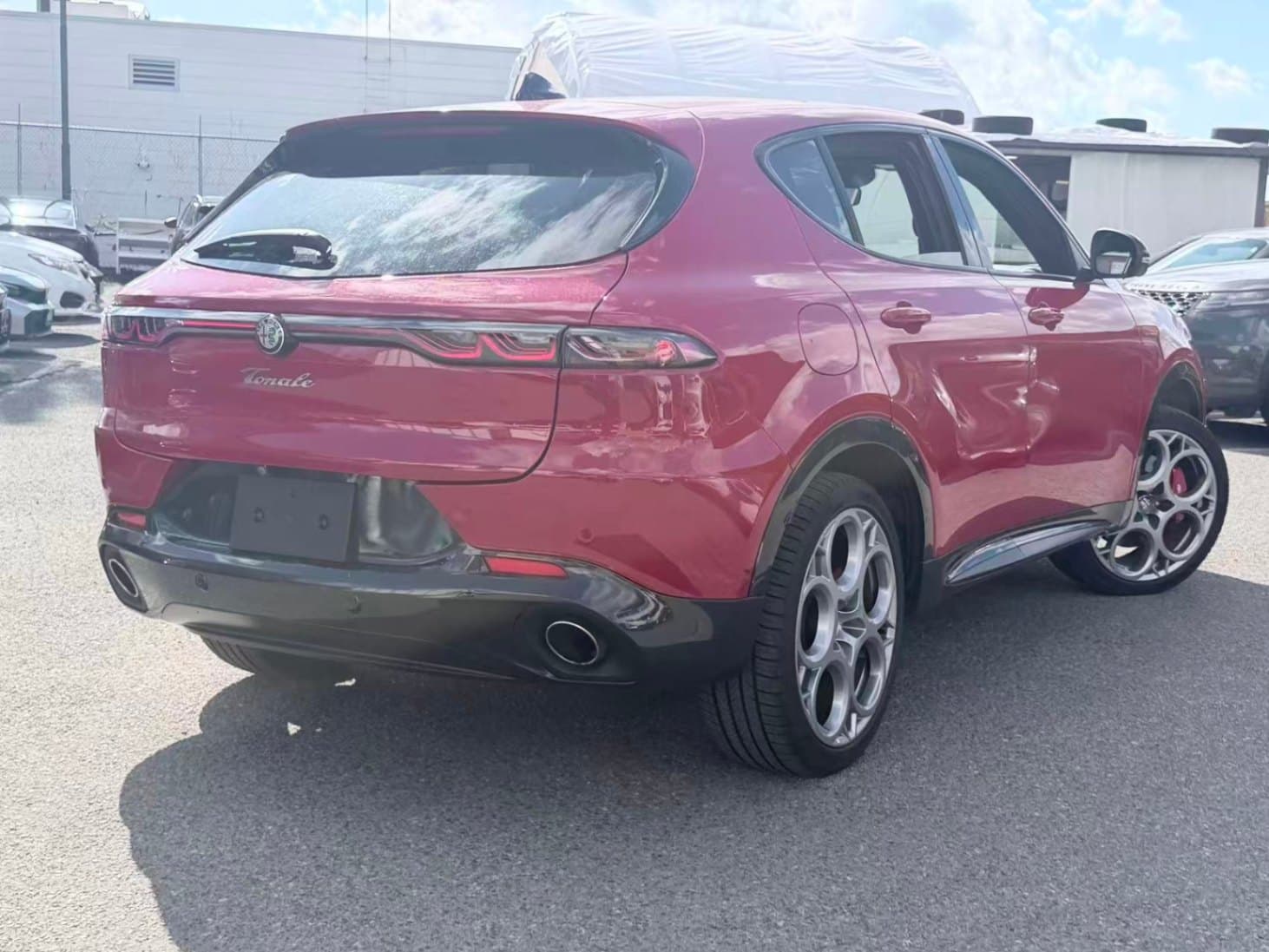 2024 Alfa Romeo Tonale Veloce EAWD/ CLEAN TITLE/ BC LOCAL thumbnail 27