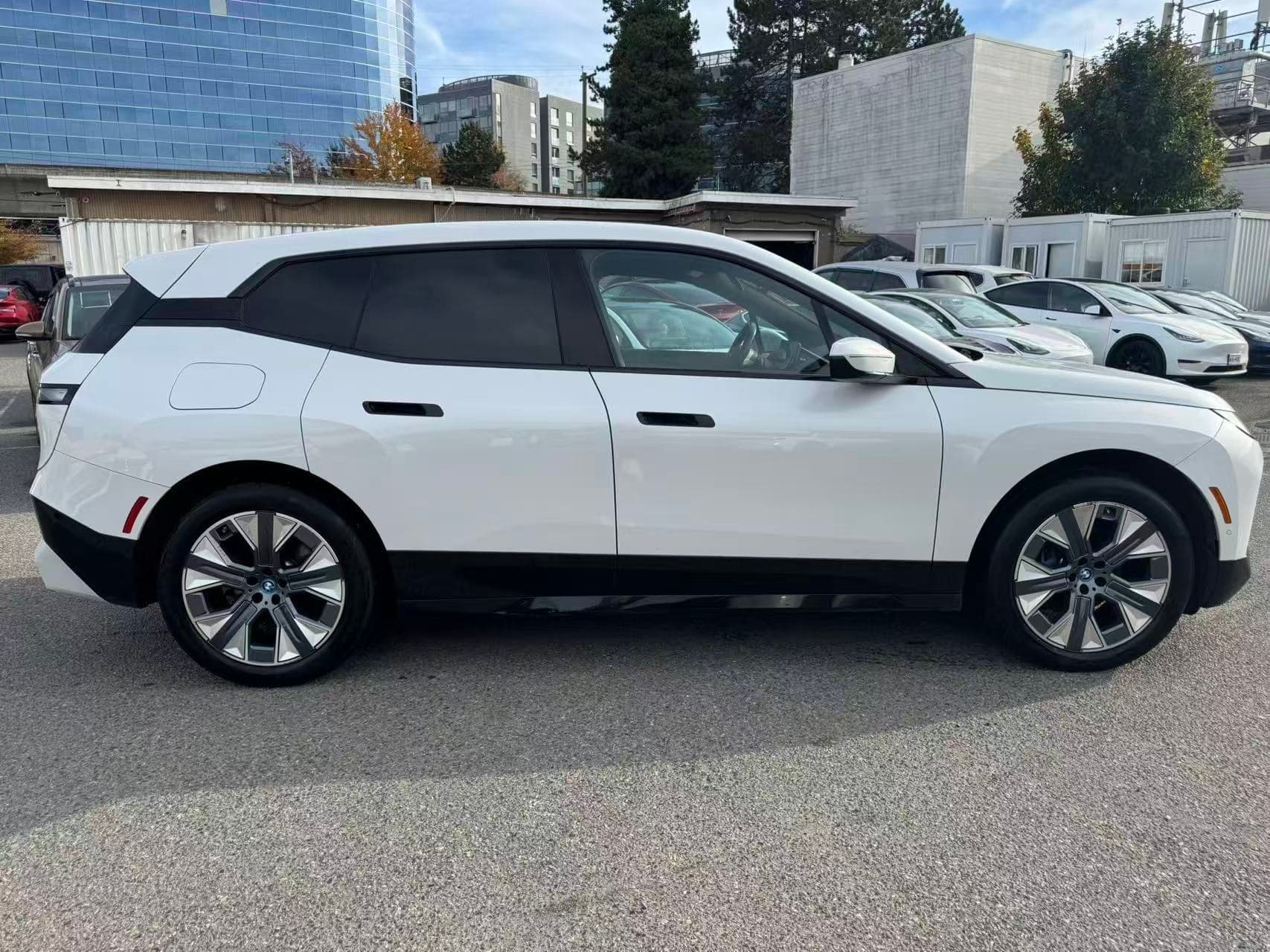 2024 BMW iX XDrive40 Sports Activity Vehicle/ NO ACCIDENT/ BC LOCAL thumbnail 7