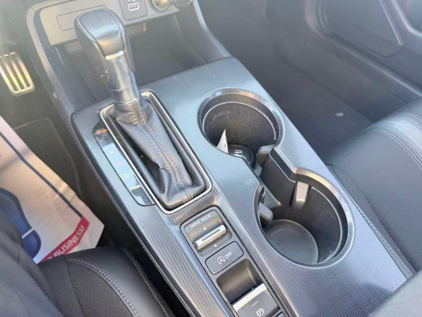 2024 Honda Civic Sport CVT thumbnail 14