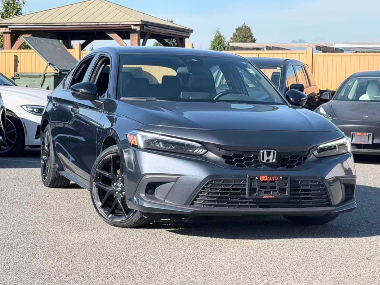 2024 Honda Civic Sport CVT thumbnail 3