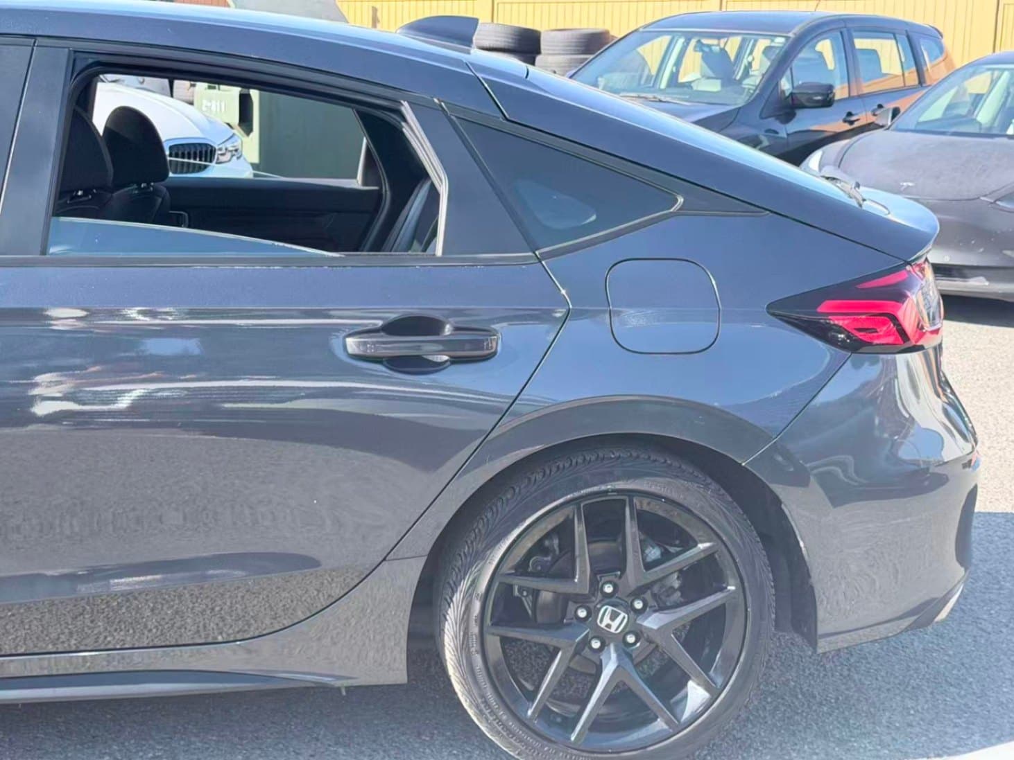 2024 Honda Civic Sport CVT thumbnail 32