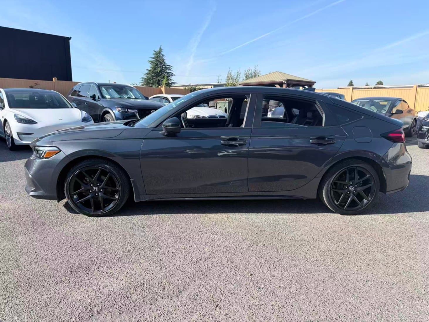 2024 Honda Civic Sport CVT thumbnail 8
