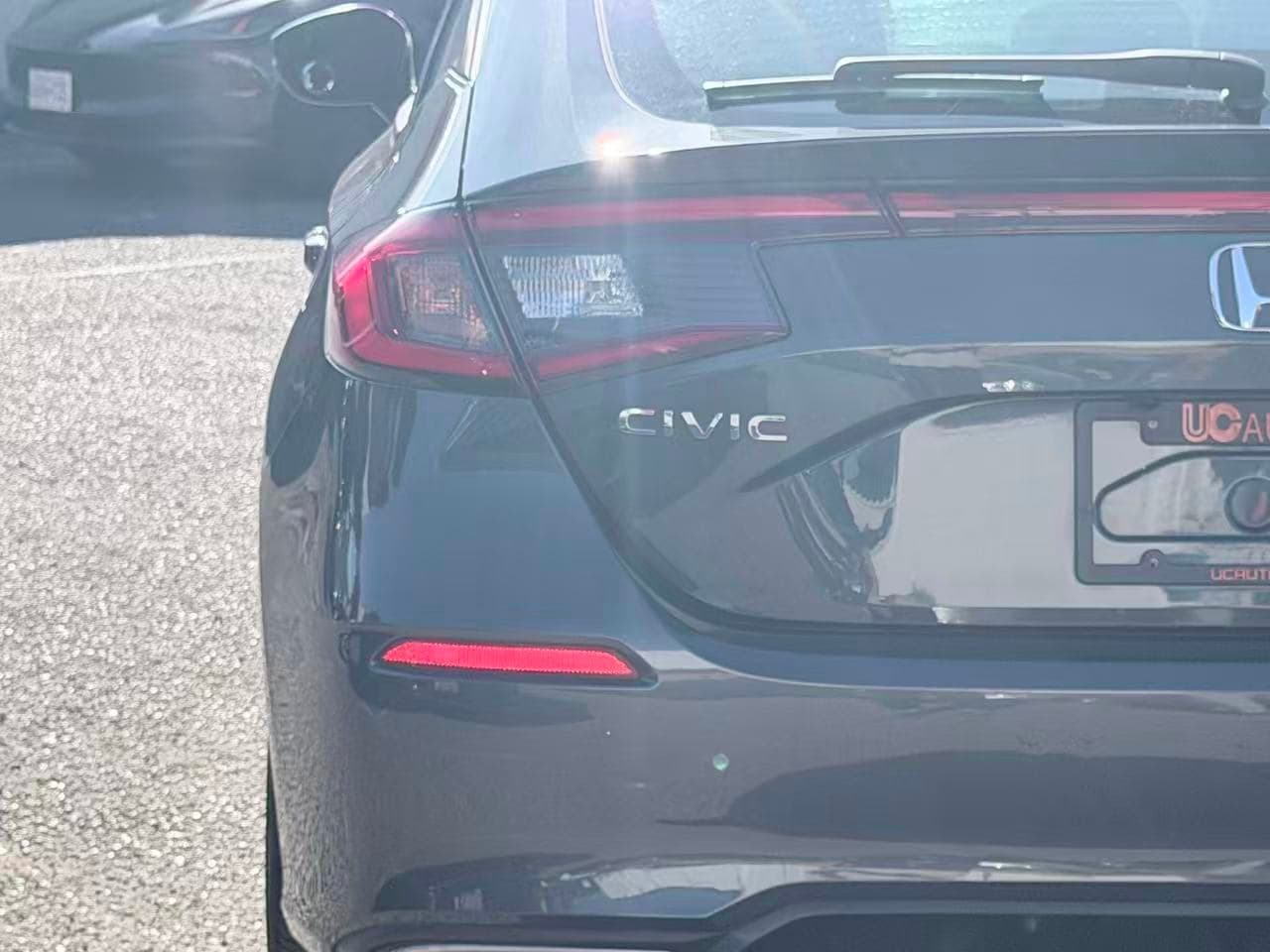 2024 Honda Civic Sport CVT thumbnail 29