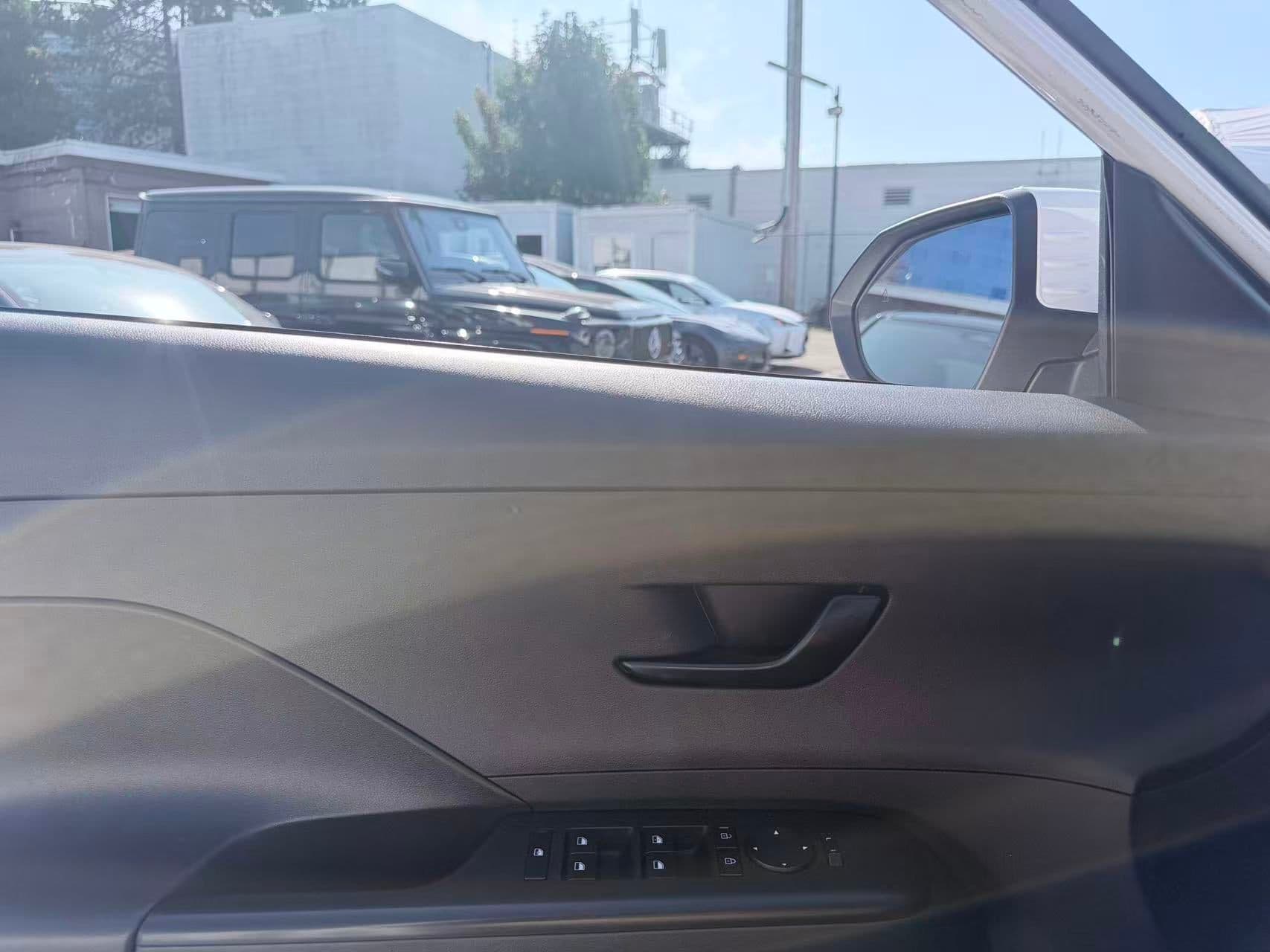 2024 Hyundai Kona 2.0L Essential/ NO ACCIDENT/ BC LOCAL thumbnail 33