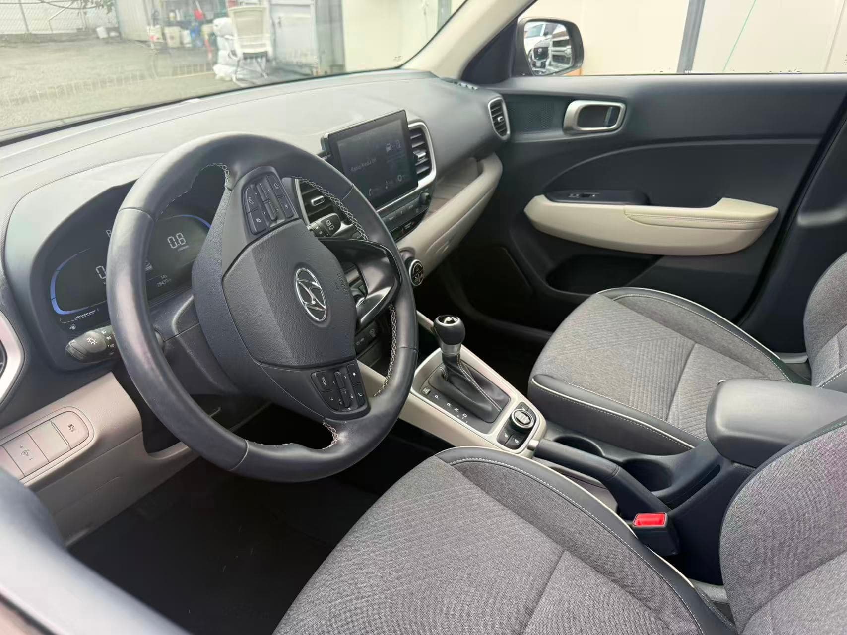 2024 Hyundai Venue Ultimate IVT w/Denim Interior thumbnail 9