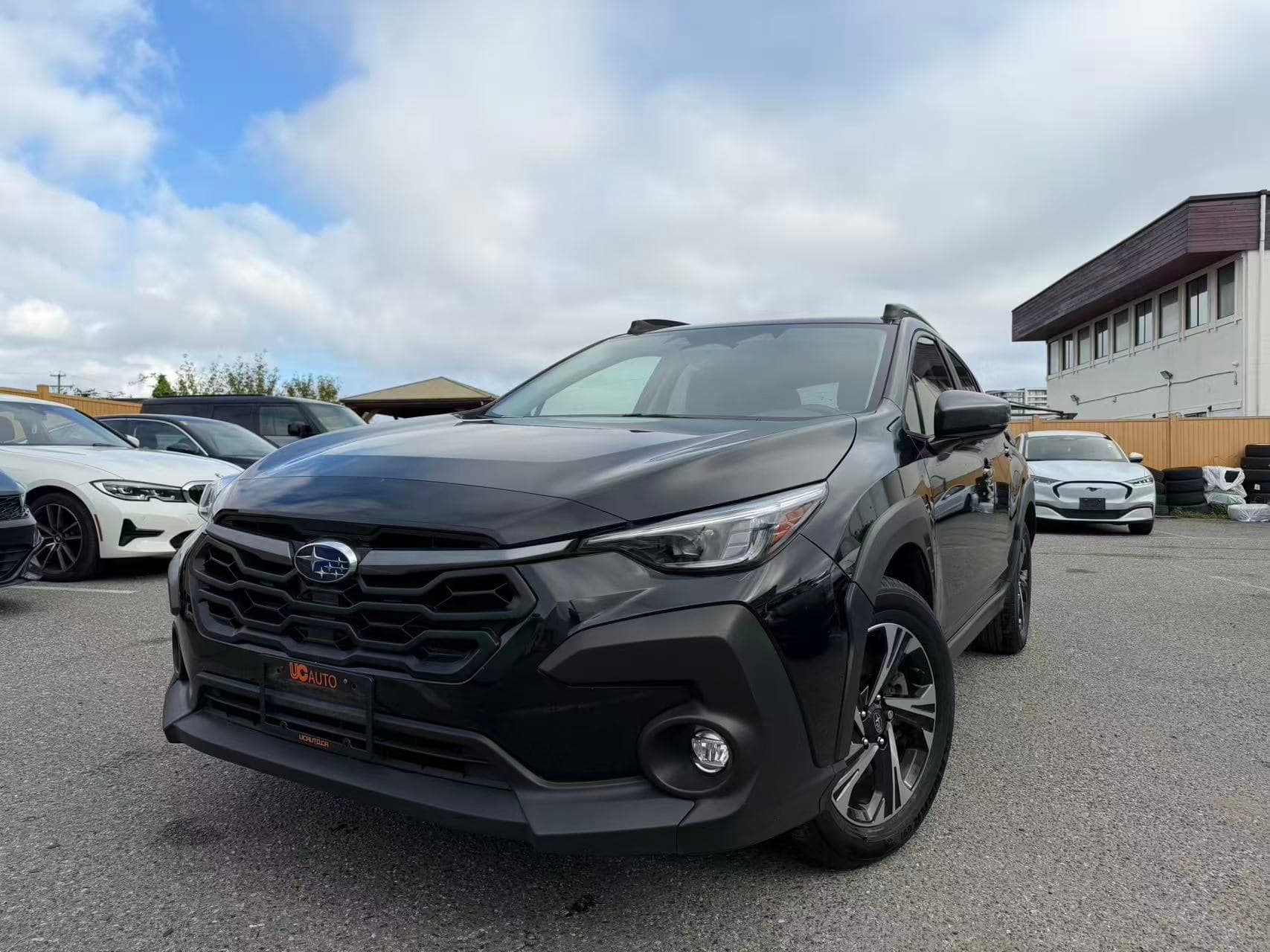 2024 Subaru Crosstrek Touring AWD No Accidents, BC Local Car thumbnail 2