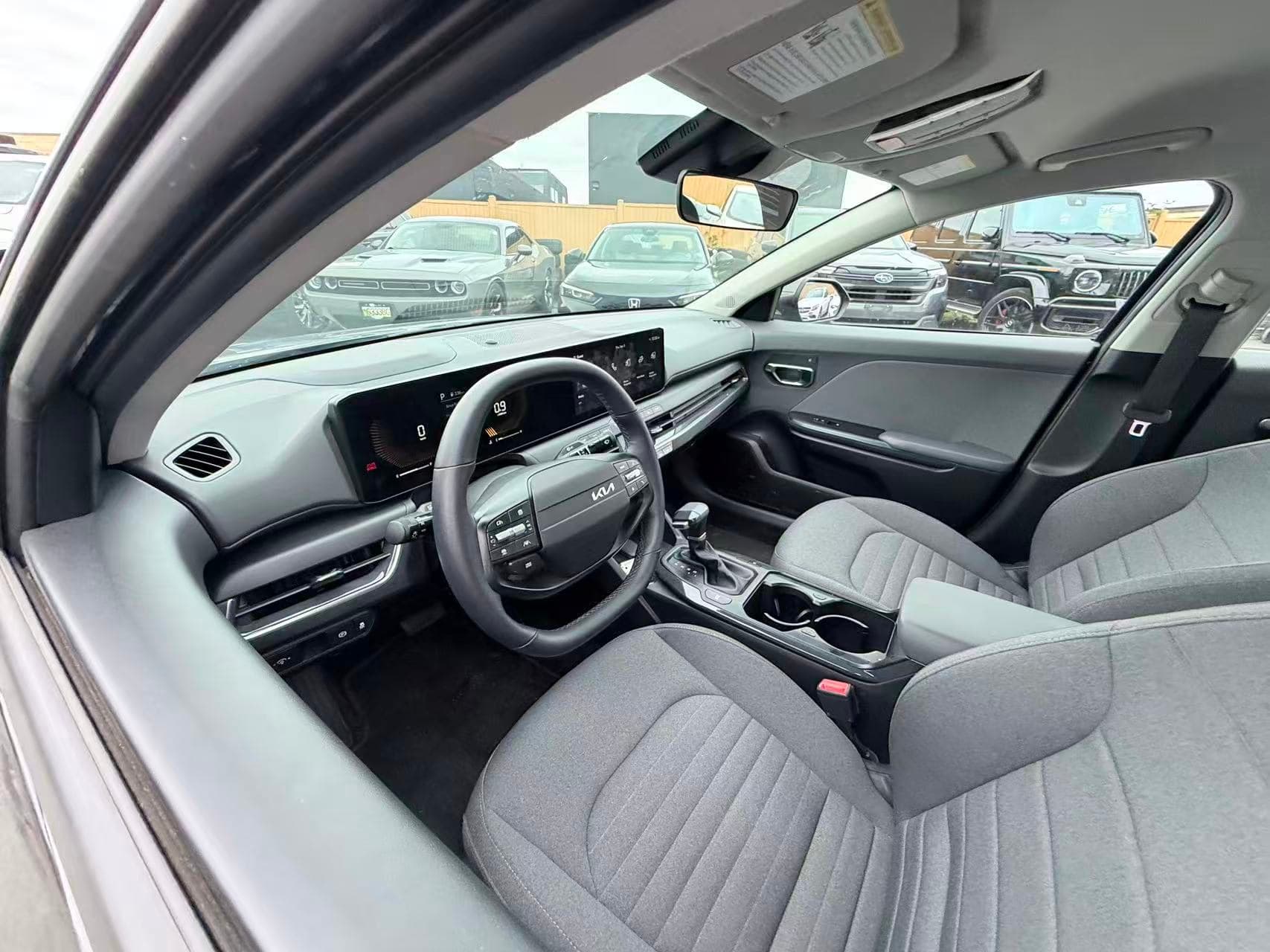 2025 Kia K4 EX / CLEAN TITLE/ BC LOCAL thumbnail 16