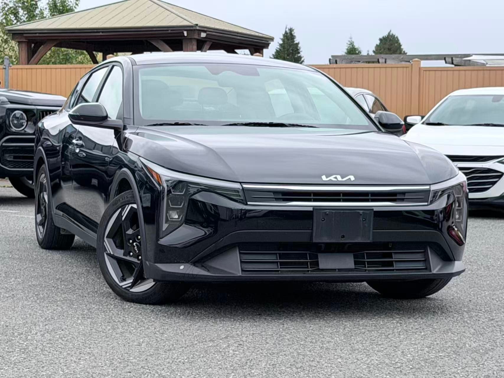 2025 Kia K4 EX/ NO ACCIDENT/ BC LOCAL thumbnail 3