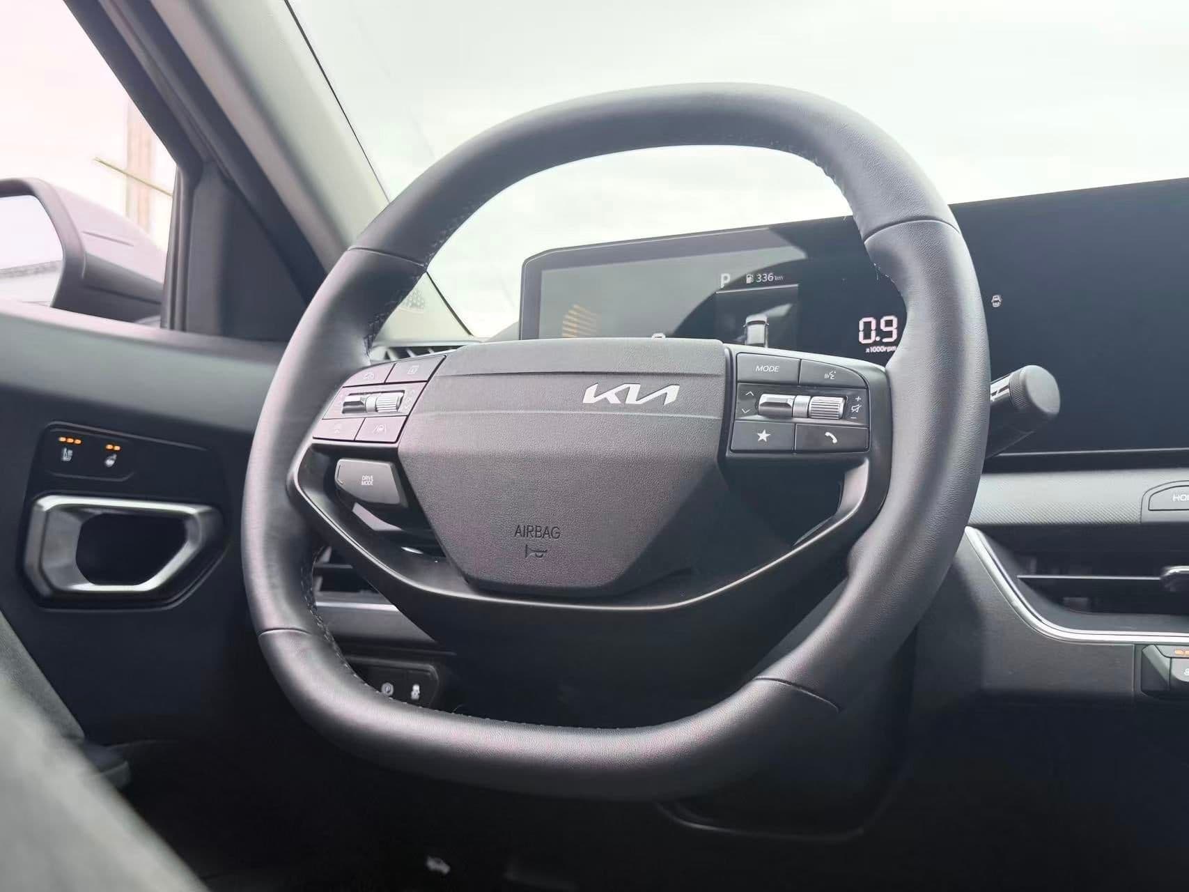 2025 Kia K4 EX / CLEAN TITLE/ BC LOCAL thumbnail 33