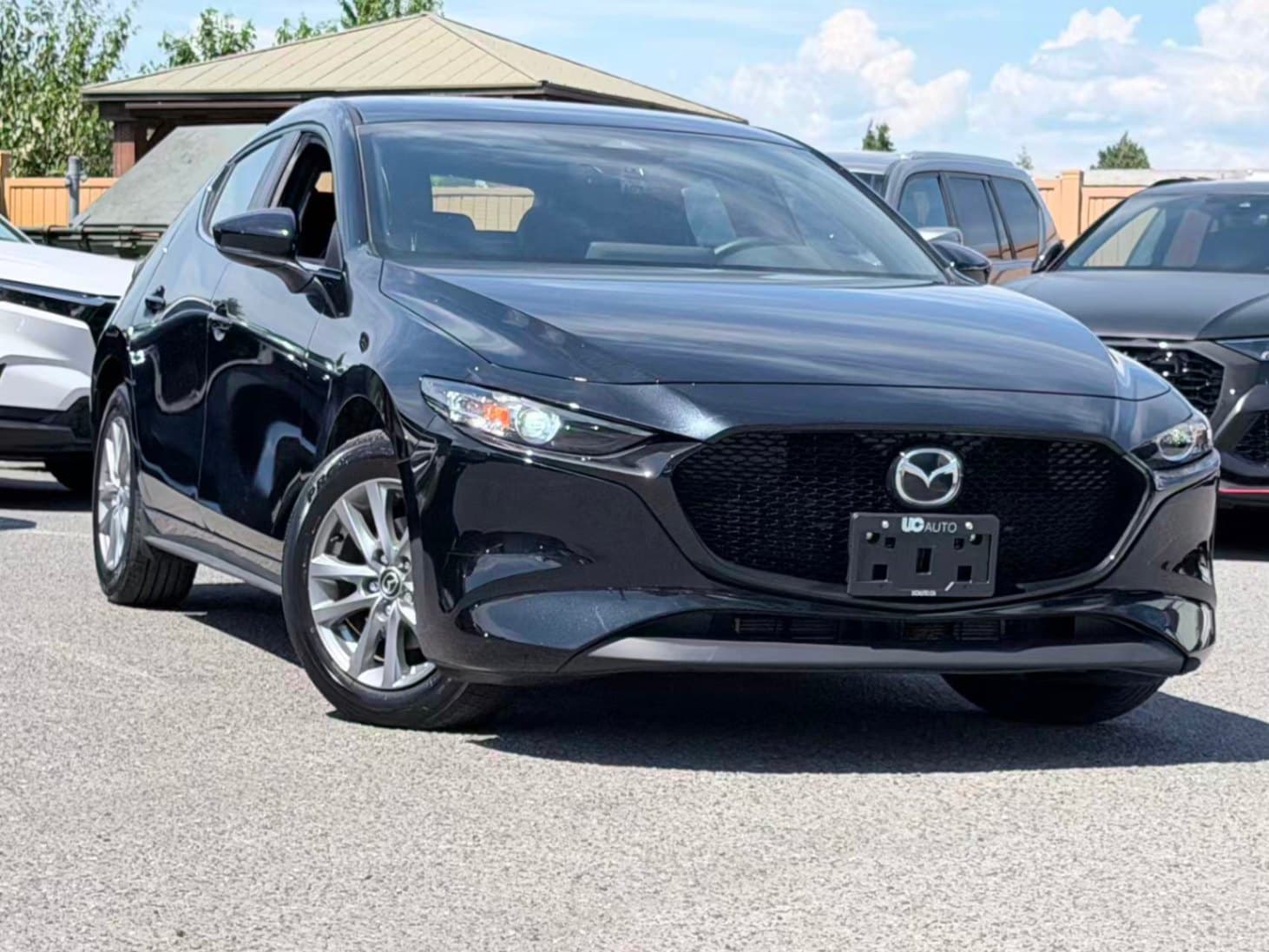 2025 Mazda Mazda3 Sport GS-L/ CLEAN TITLE/ BC LOCAL thumbnail 3