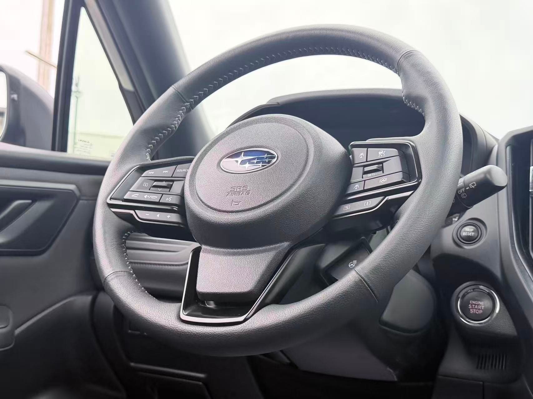 2025 Subaru Forester Touring AWD/ NO ACCIDENT/ BC LOCAL/ ONE OWNER thumbnail 33